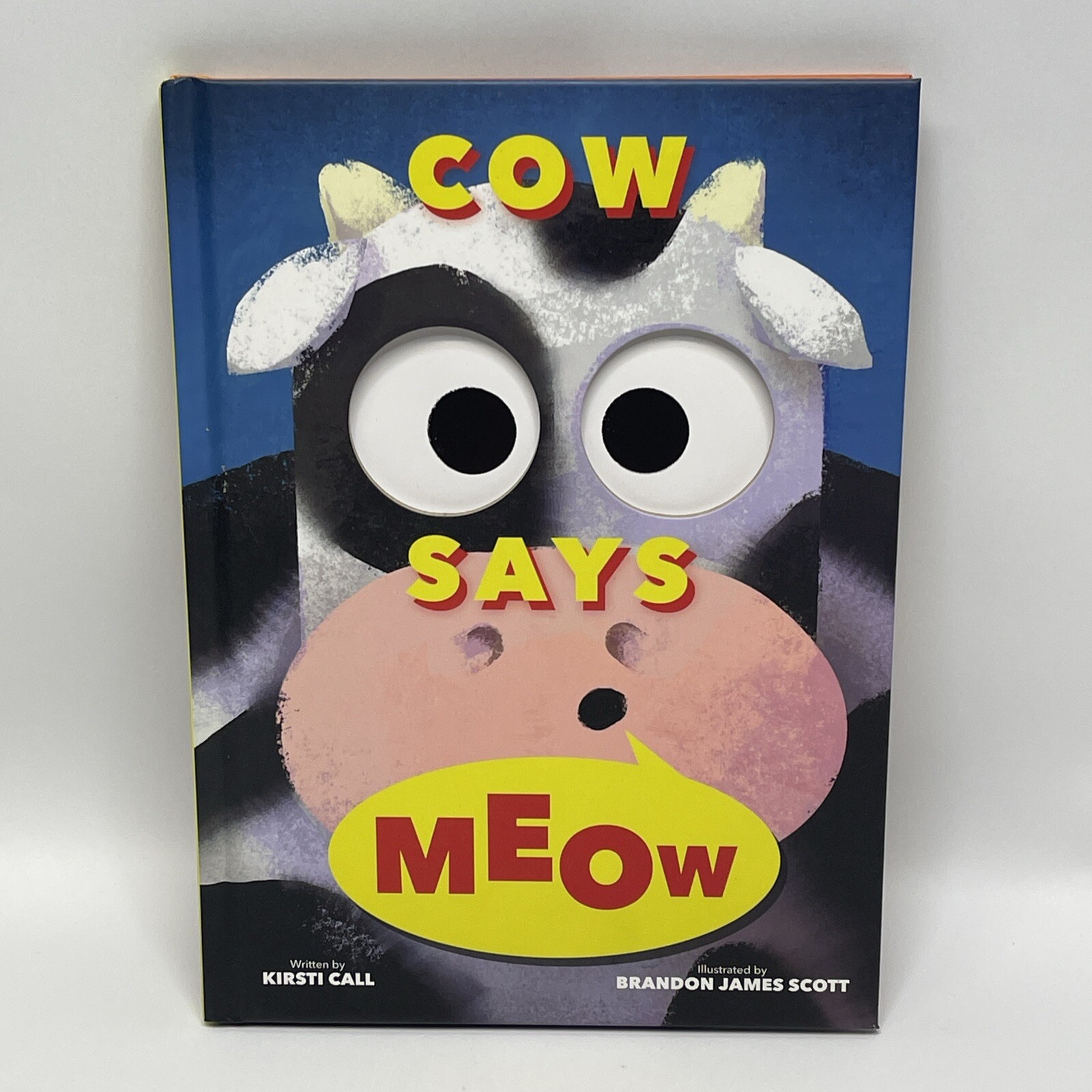 Cow Says Meow: A Peep-and-See Book Hardcover English 32 Pages Level Preschool-3