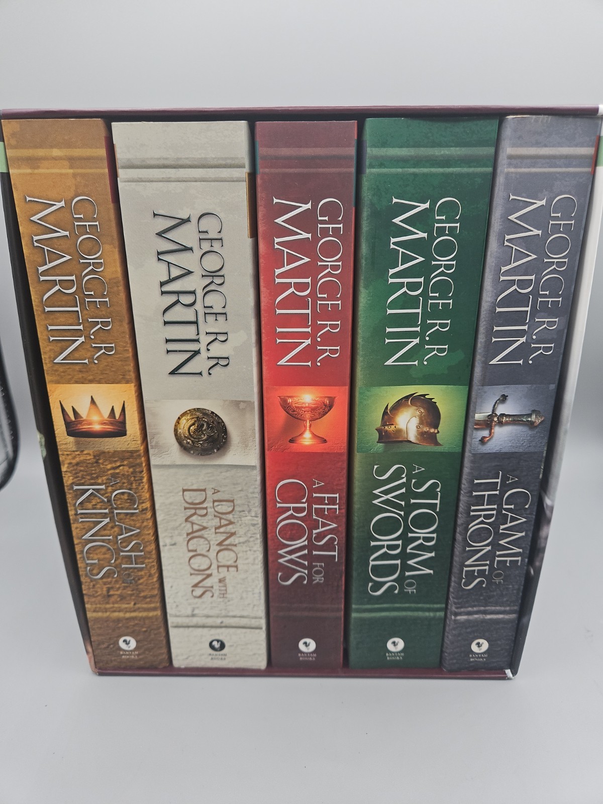 Song of Ice and Fire 5 Book Trade Paperback Box Set by George R. Martin