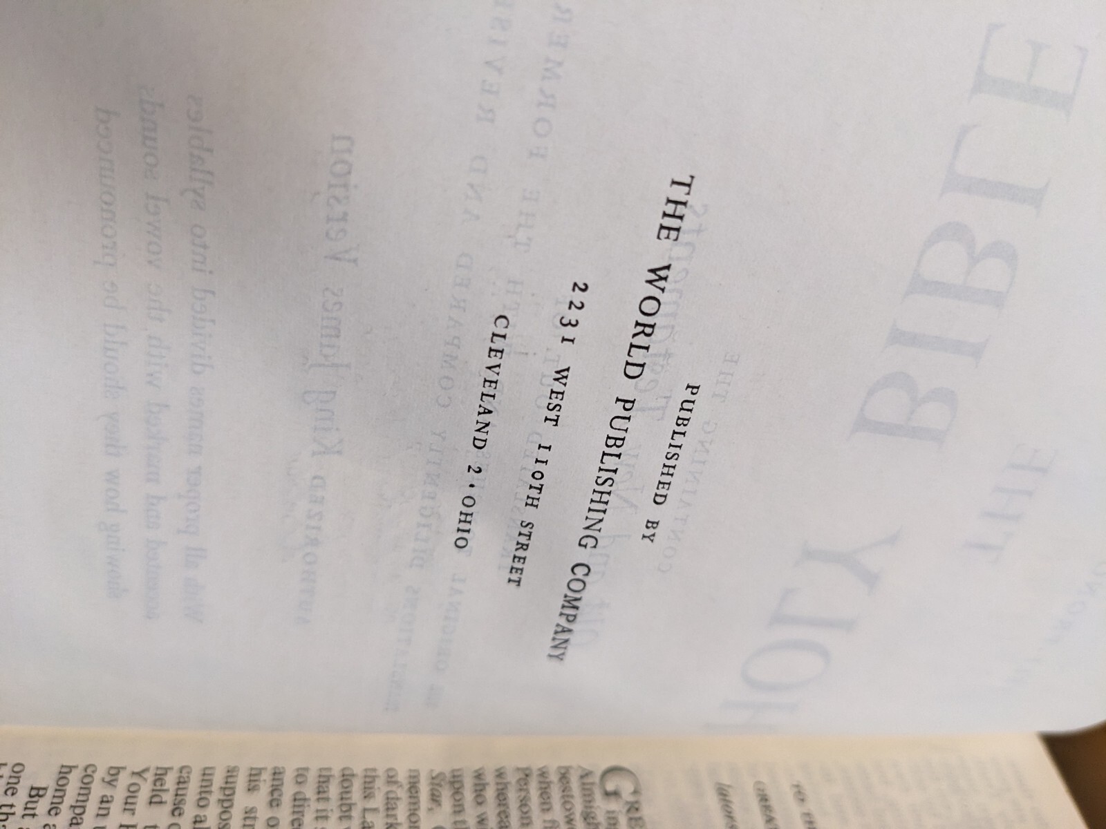 World Bible KJV White Cover Zipper w/ Cross, Family Register 1956- Some Writing!