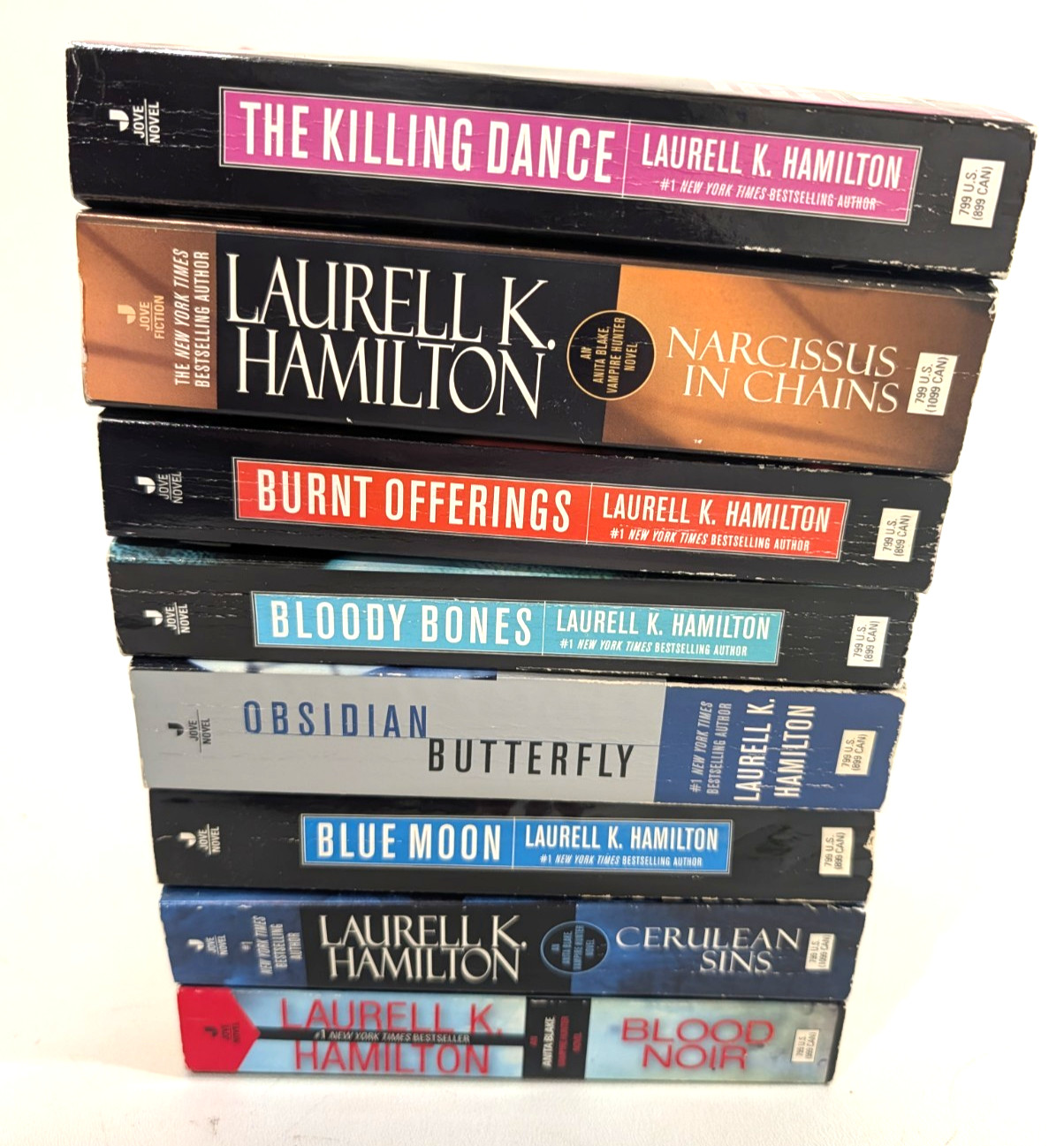 Laurell K. Hamilton lot of 8 paperback books Anita Blake Vampire Hunter Series