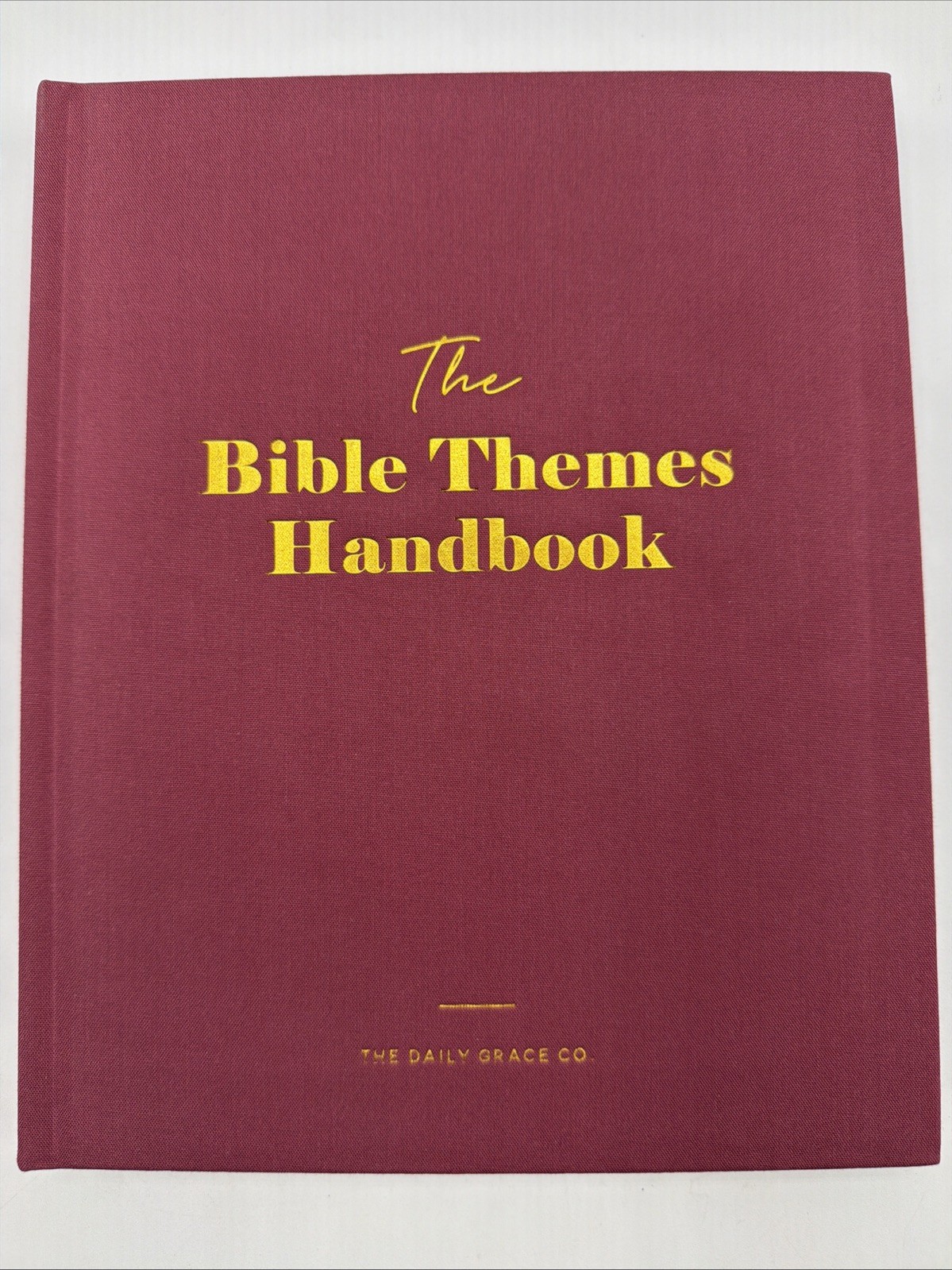 The Bible Themes Handbook Hardcover 2020 The Daily Grace Co Holman 329 Pages