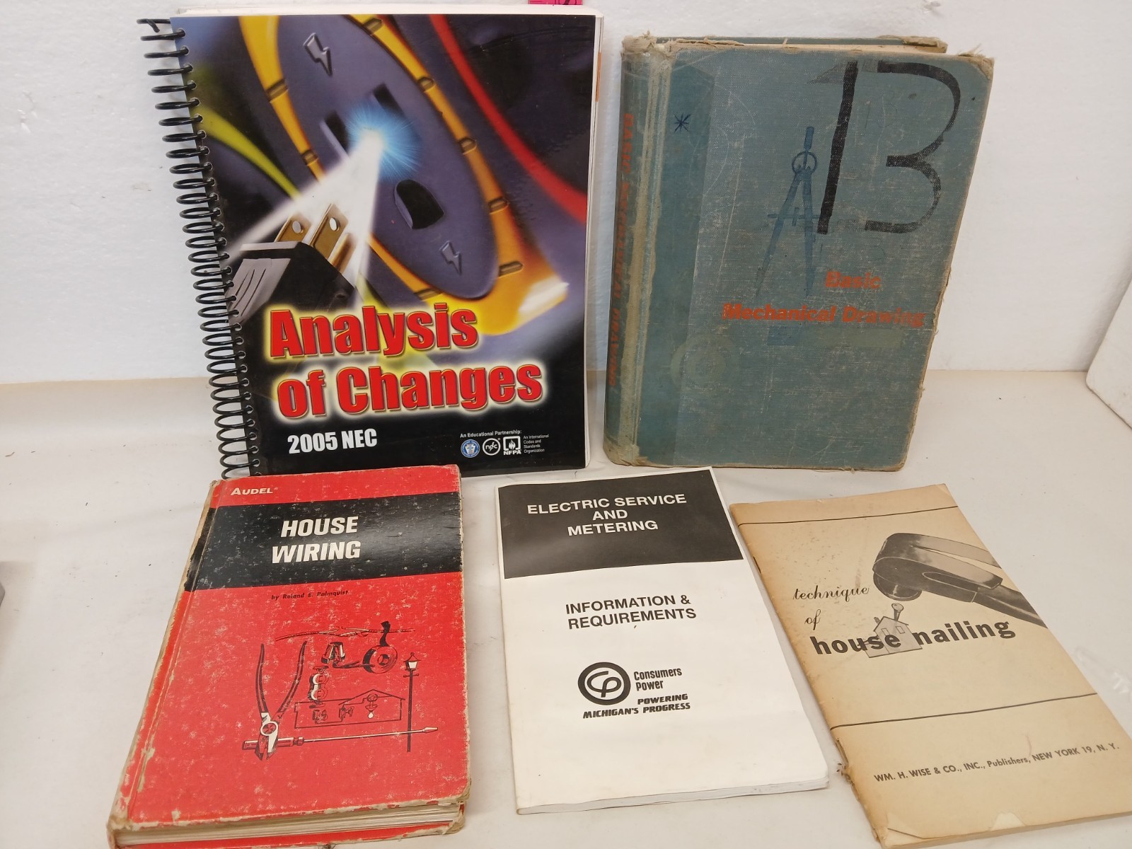 Vintage Lot Of 5 Electrical Mechanical Drawing House Wiring Book Lot NEC Audel