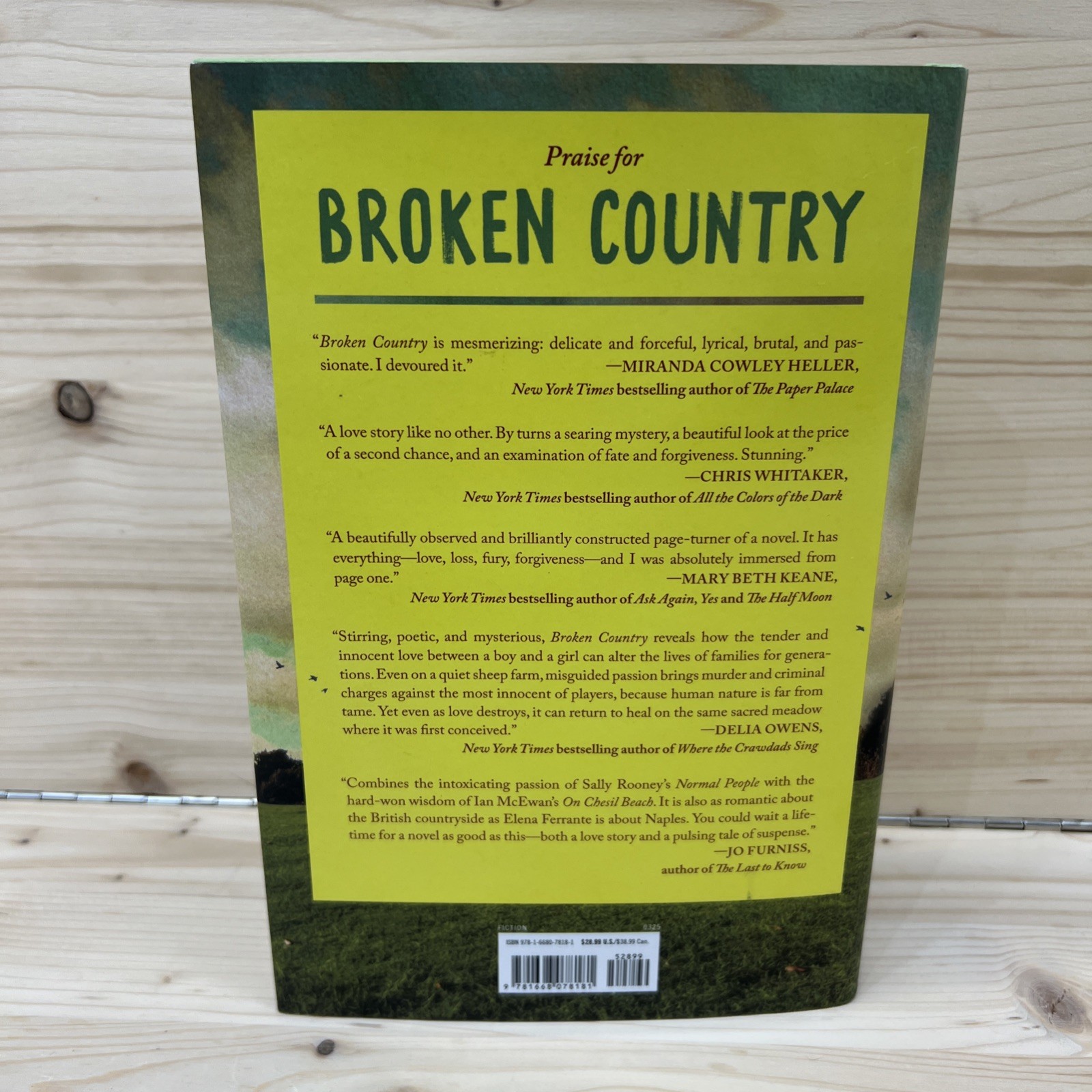 Broken Country Reese&rsquo;s Book Club by Clare Leslie Hall Hardback Used EUC