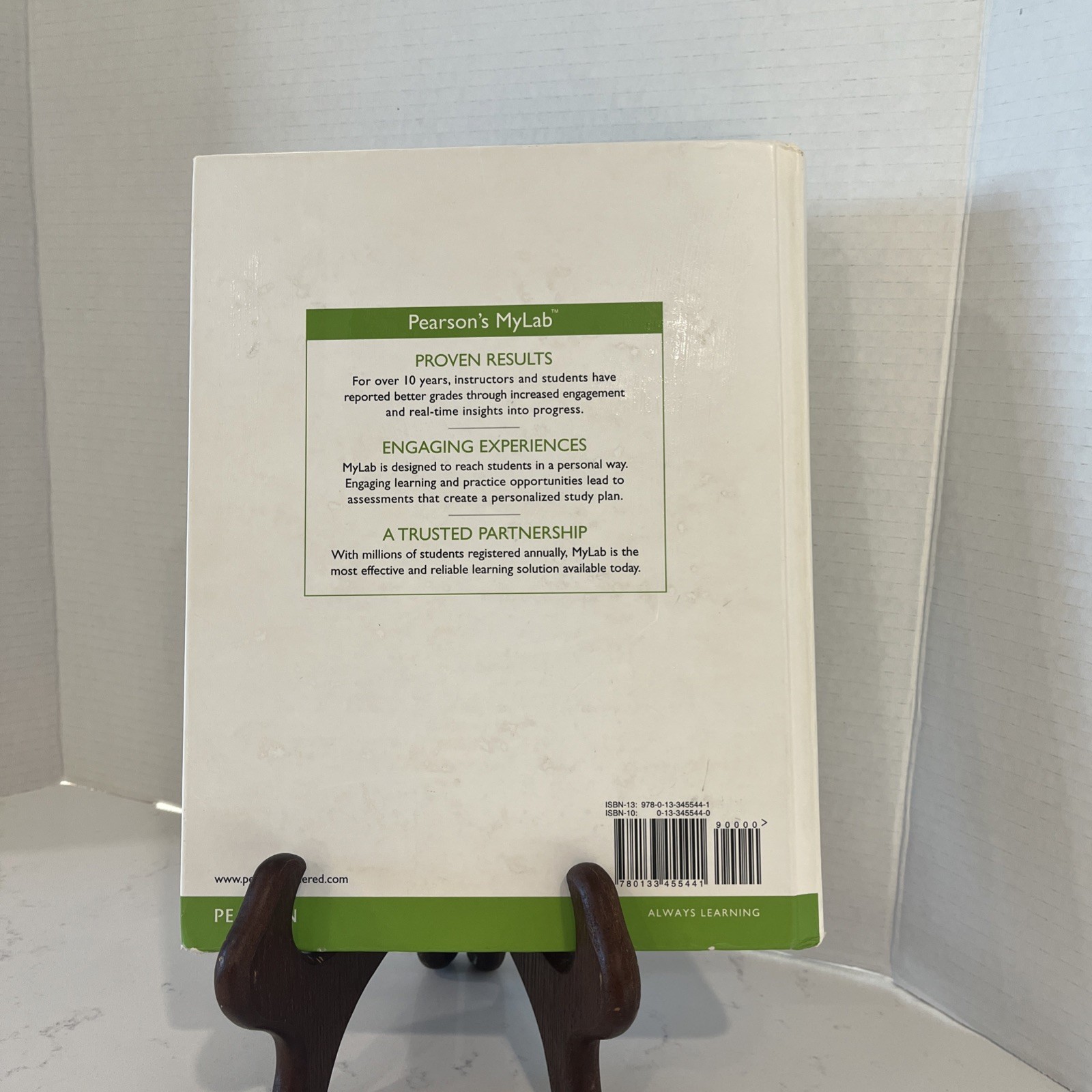 Economics by R. Glenn Hubbard and Anthony Patrick O&rsquo;Brien (2015, Hardcover)