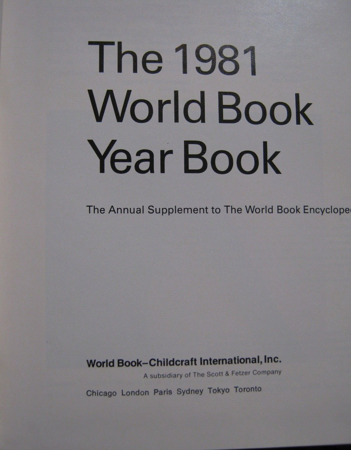 The World Book Yearbook 1981 ,608 pages