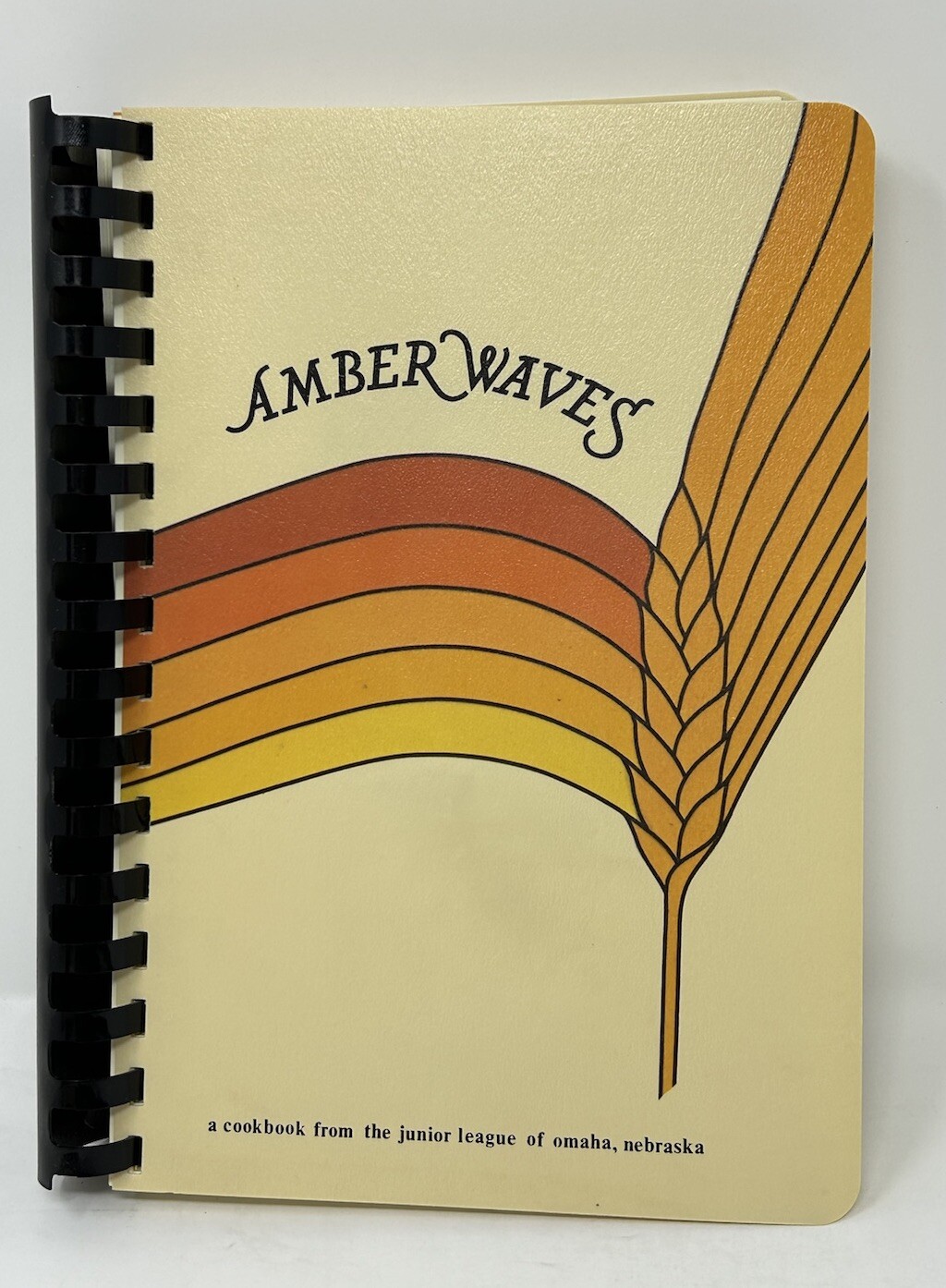 Cookbook Amber Waves Nebraska Junior League of Omaha 332 pages recipes 1983 VTG