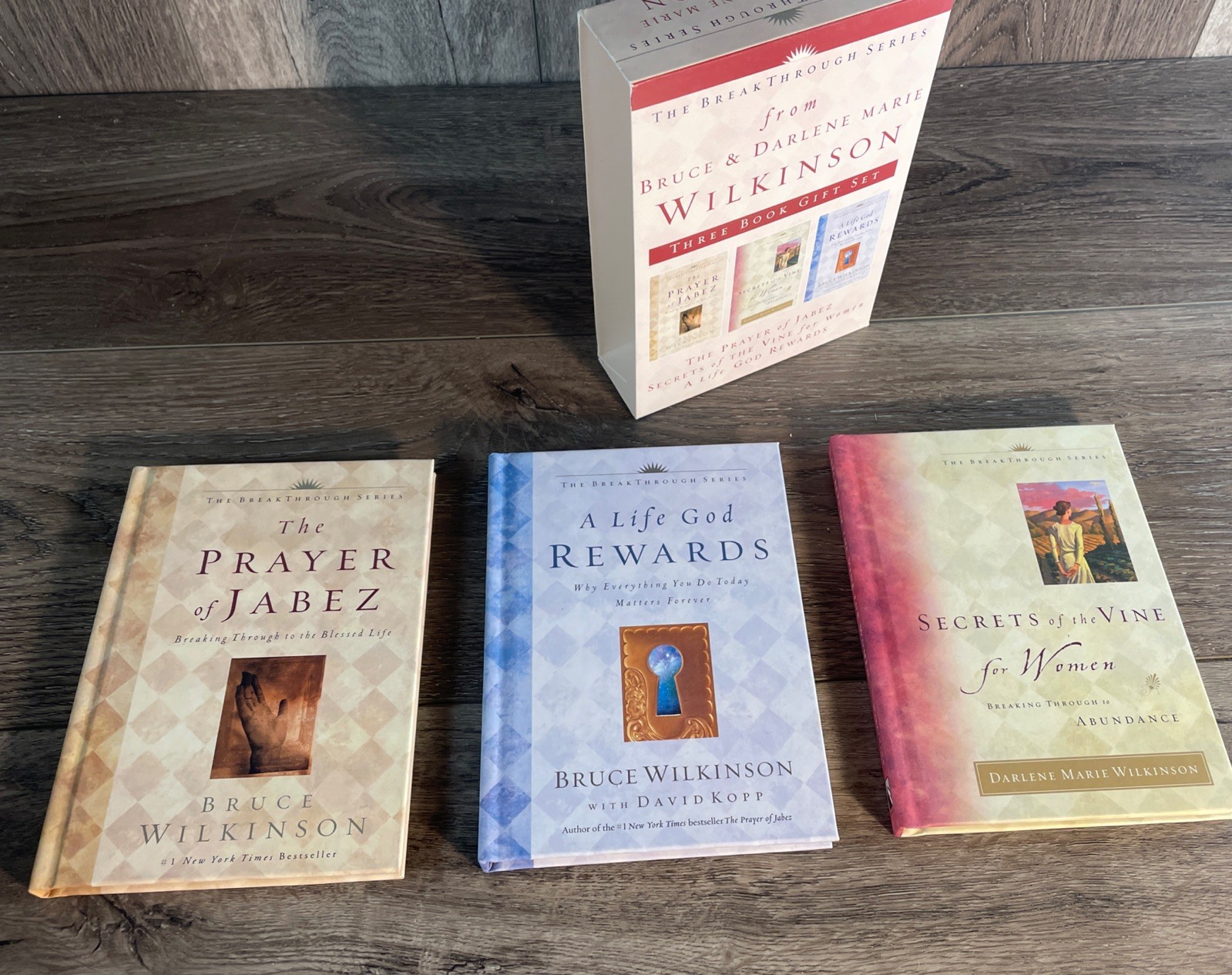 The Breakthrough Series: 3 Book Gift Set B (The Prayer of Jabez)(Secrets of the