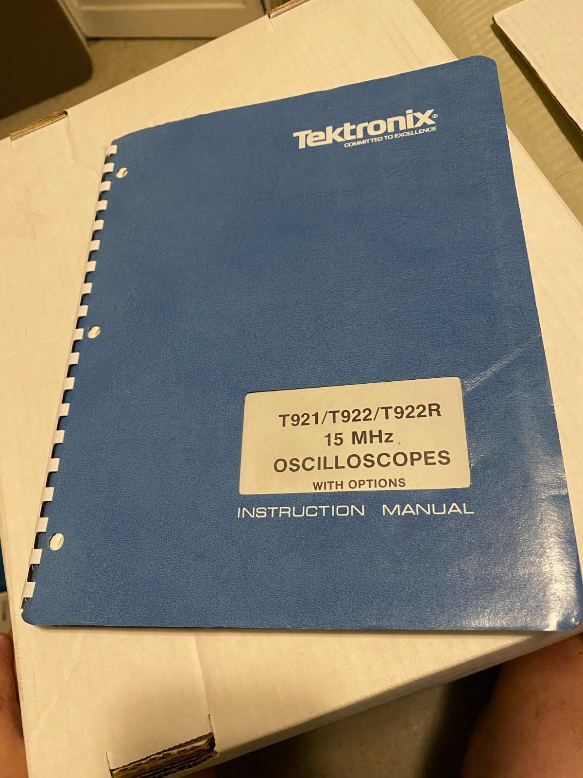 1975 Tektronix Instruction Manual T921/T922T922R 15MHz Oscilloscopes