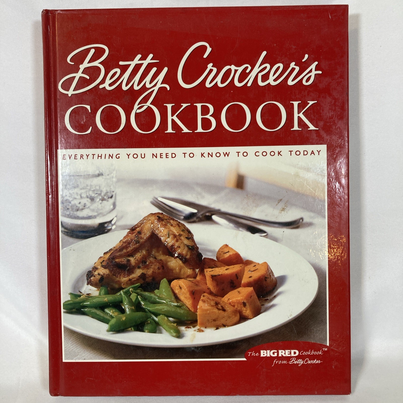 Vintage 2000 Betty Crocker&rsquo;s Cookbook The Big Red Cookbook Hardcover 546 Pages