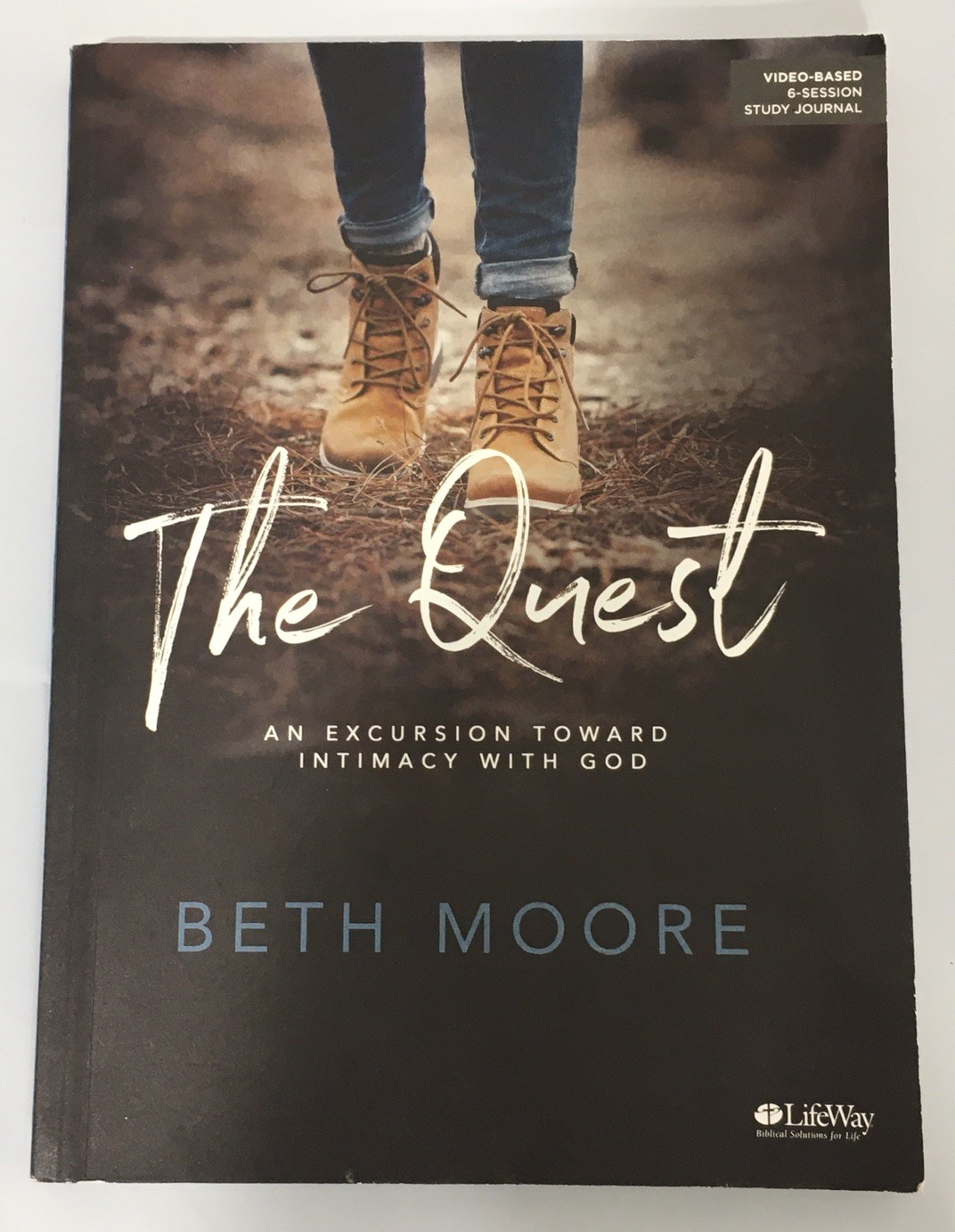 Beth Moore Bible Study Book Set The Quest 6 Sessions 3 Audio CDs LifeWay