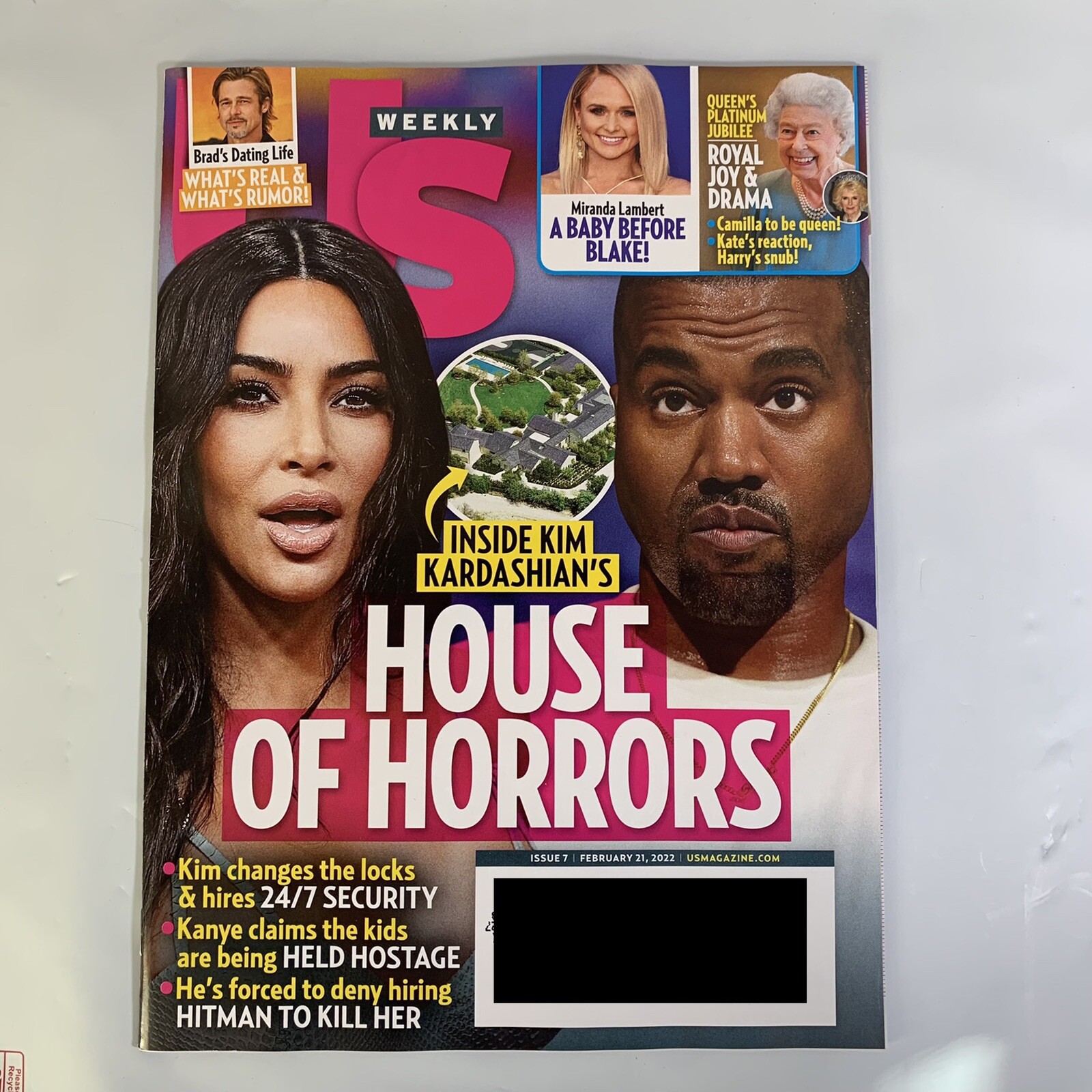 US Weekly Magazine February 21 2022 Inside Kim Kardashians House Of Horrors