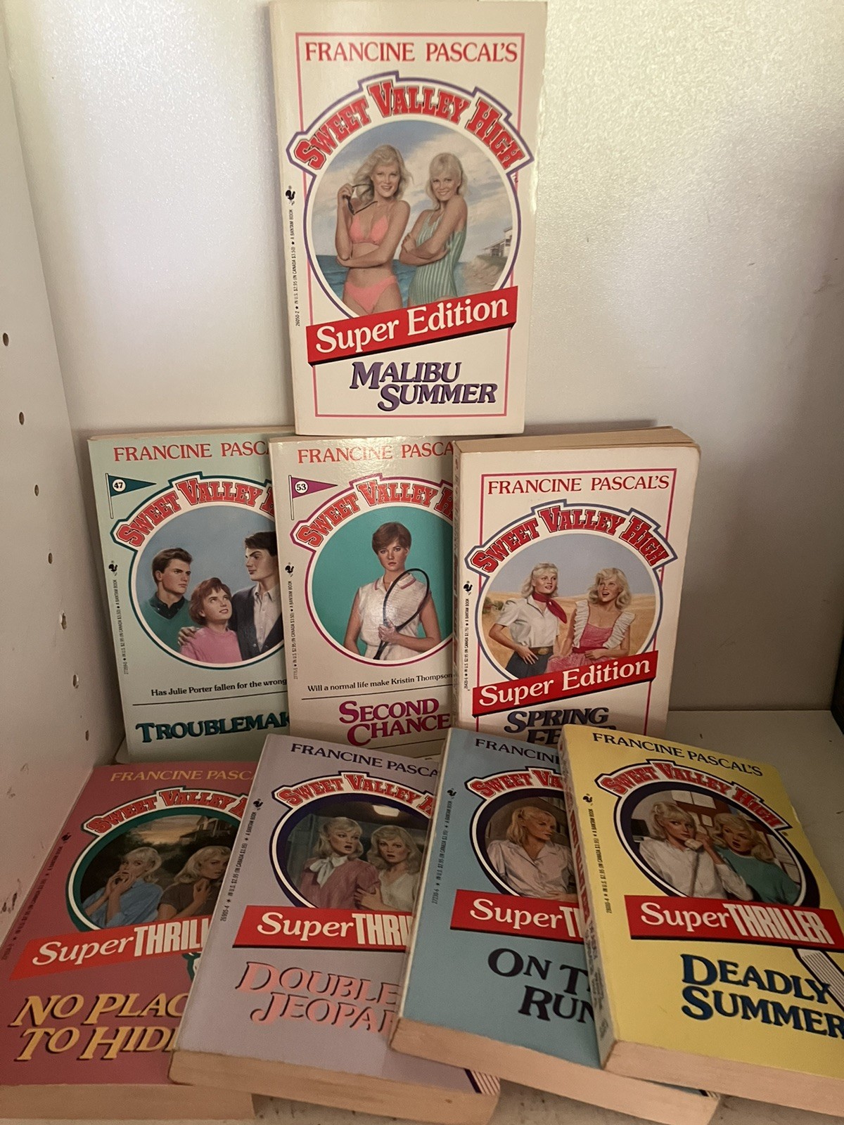 Lot of 8 SWEET VALLEY HIGH SUPER EDITIONSUPER THRILLER paperbacks 1980s
