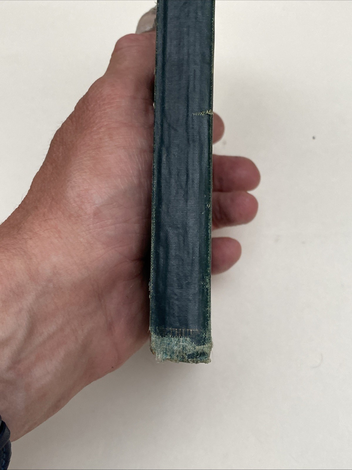 A A Milne / E H Shepard – Winnie The Pooh – 1st/1st 1926 Methuen A/F