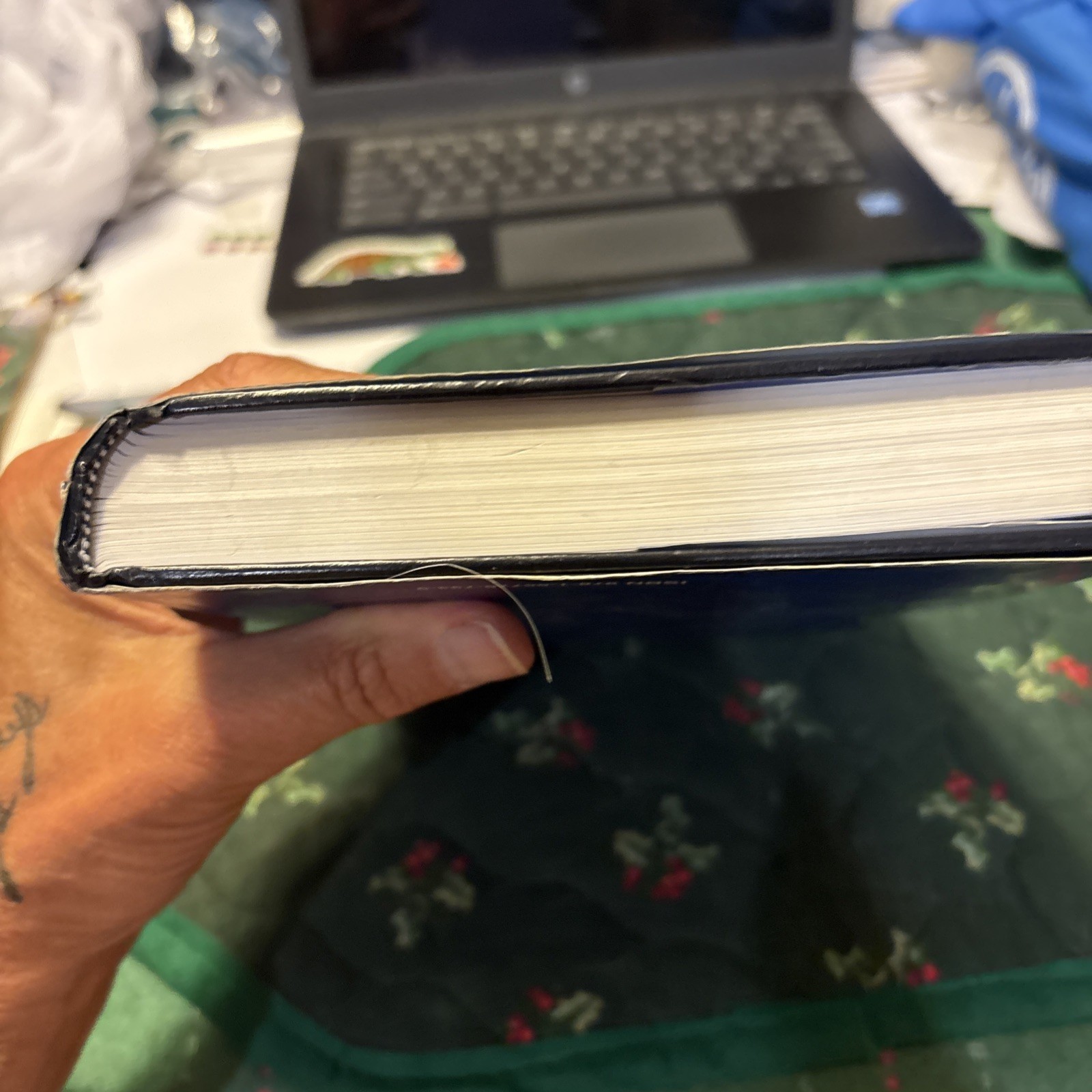 « Narcotics Anonymous » NA *Sixth Edition* The Basic Text, Hardcover, Very Good