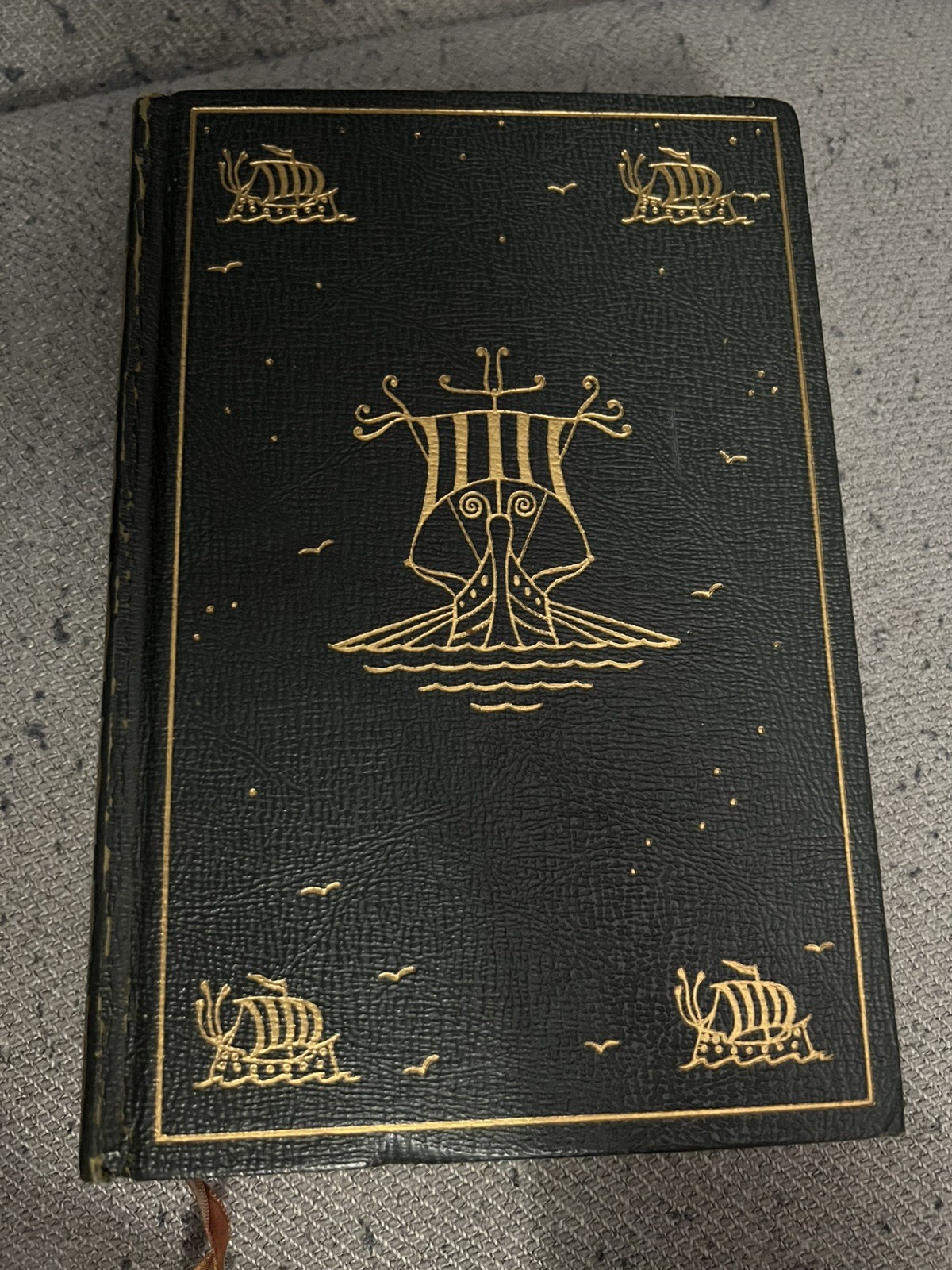TRAVELS OF MARCO POLO, Illustrated, Leather-like, ICL, Book