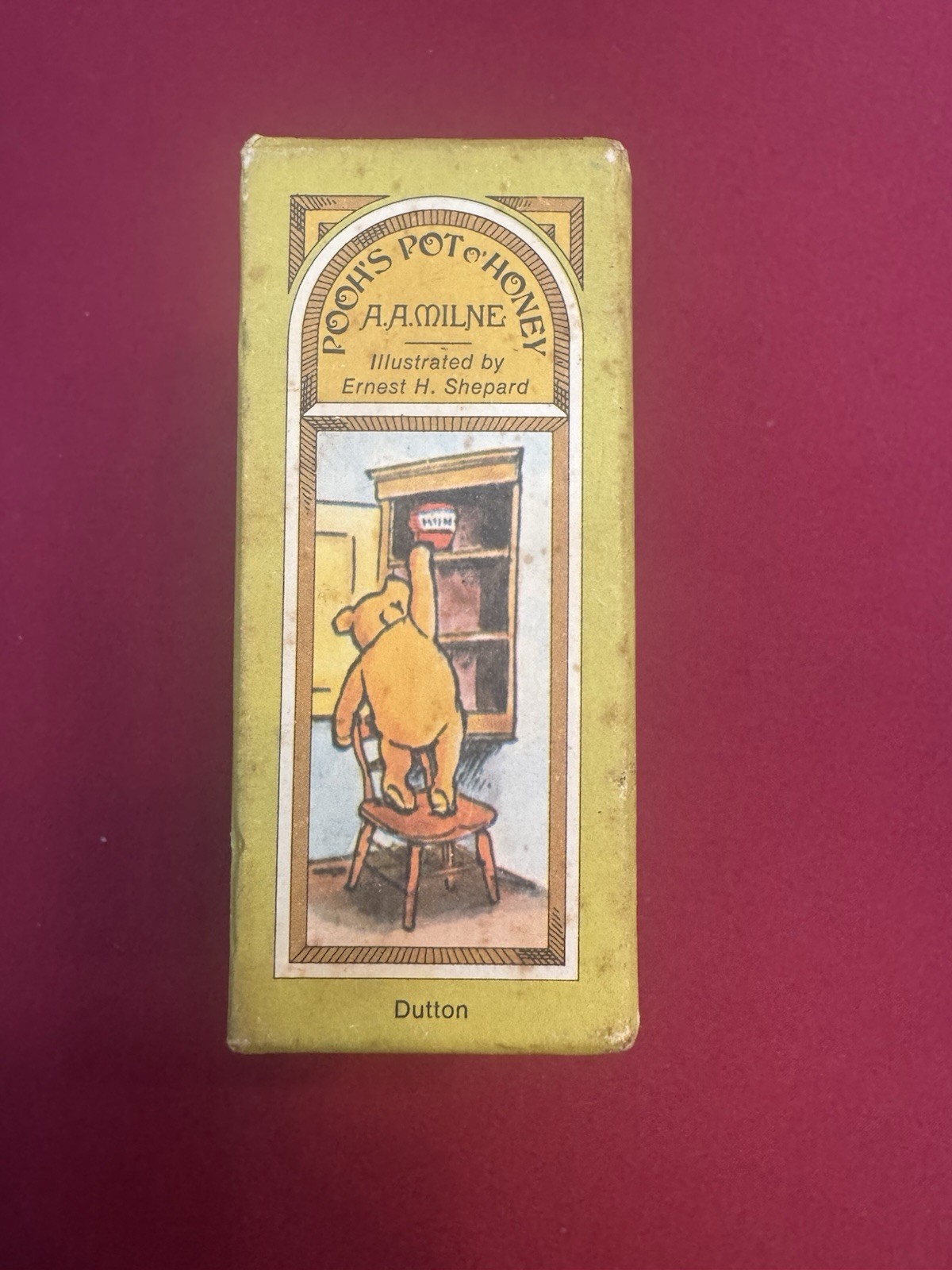 POOH&rsquo;S POT O&rsquo;HONEY 1968 Vintage Mini Book Set Boxed