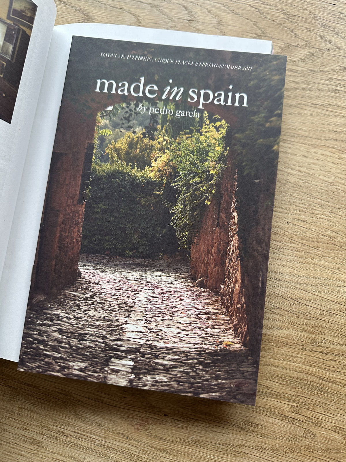 Apartamento Magazine issue #19 Spring/Summer 2017