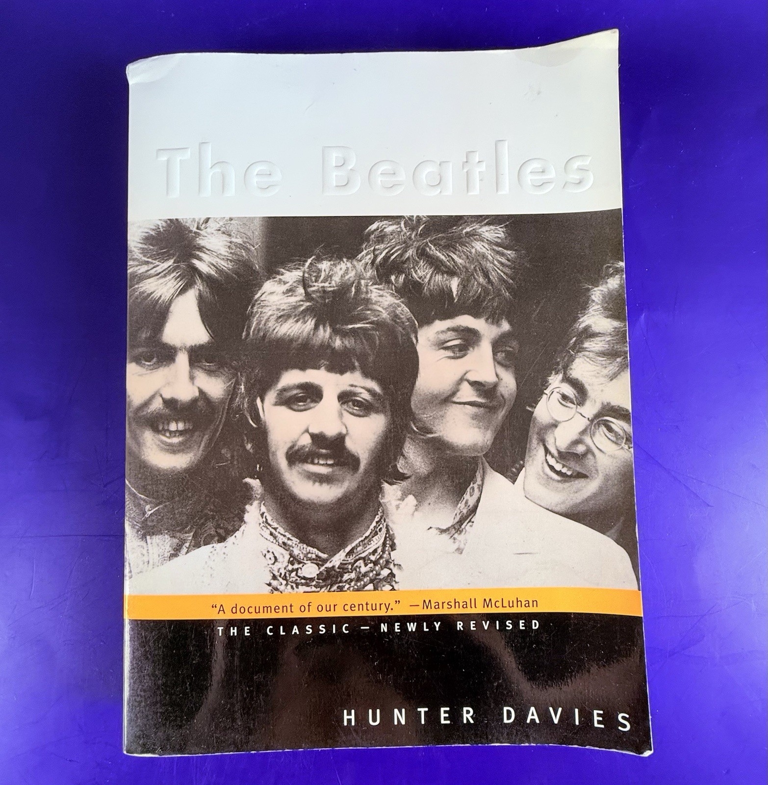 BEATLES « HUNTER DAVIES REVISED BIO » 1996 SOFT COVER BOOK 416 pages