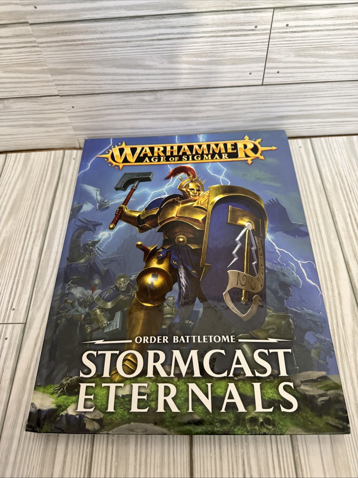 Warhammer Age Of Sigmar Stormcast Eternals Hardcover Book Minor Damage 168 Pages