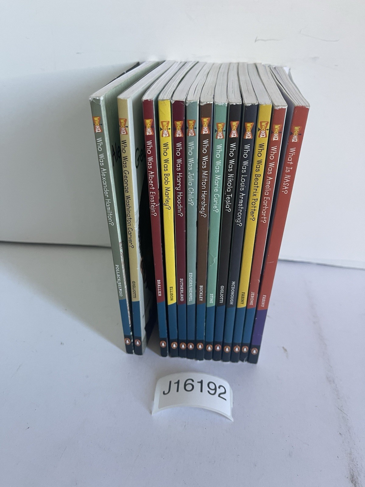 Lot 13 Who Was? Who HQ Series Is What Where Biography History Chapter Books