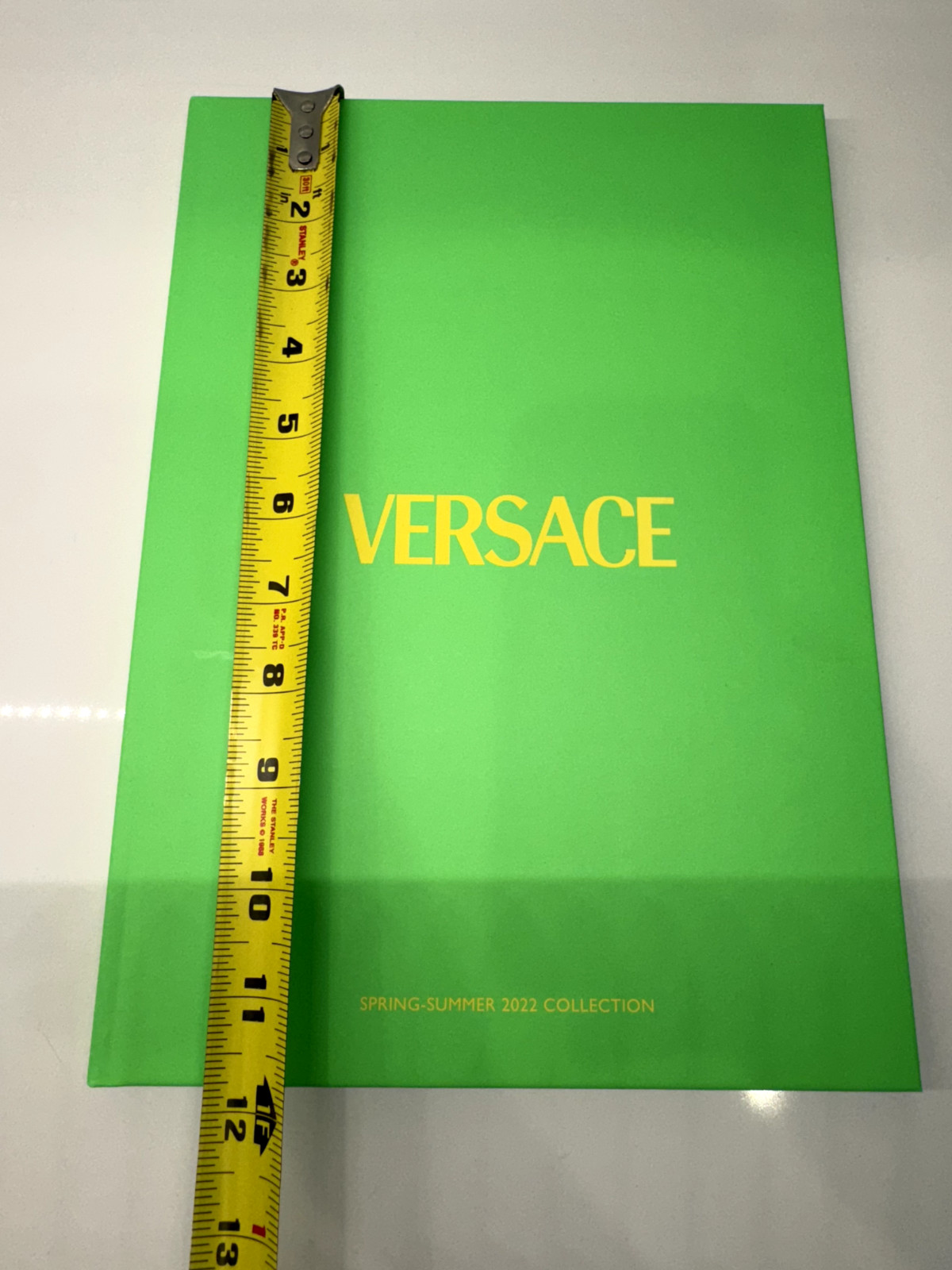 Versace SPRING-SUMMER 2022 COLLECTION Catalog Look Book Womens Men Runway Coffee