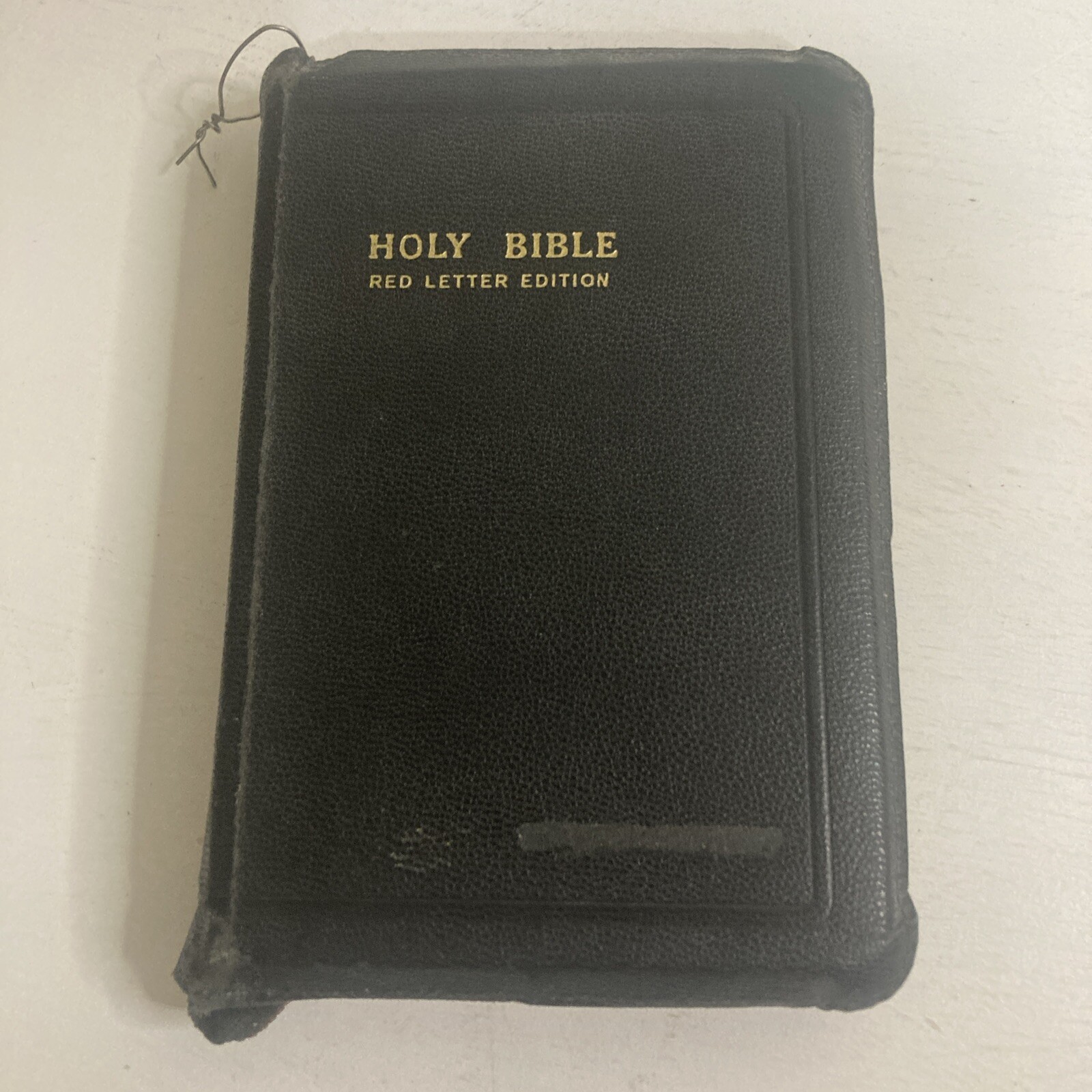 The Holy Bible Red Letter Edition With Zipper Case1962 World Bible Society