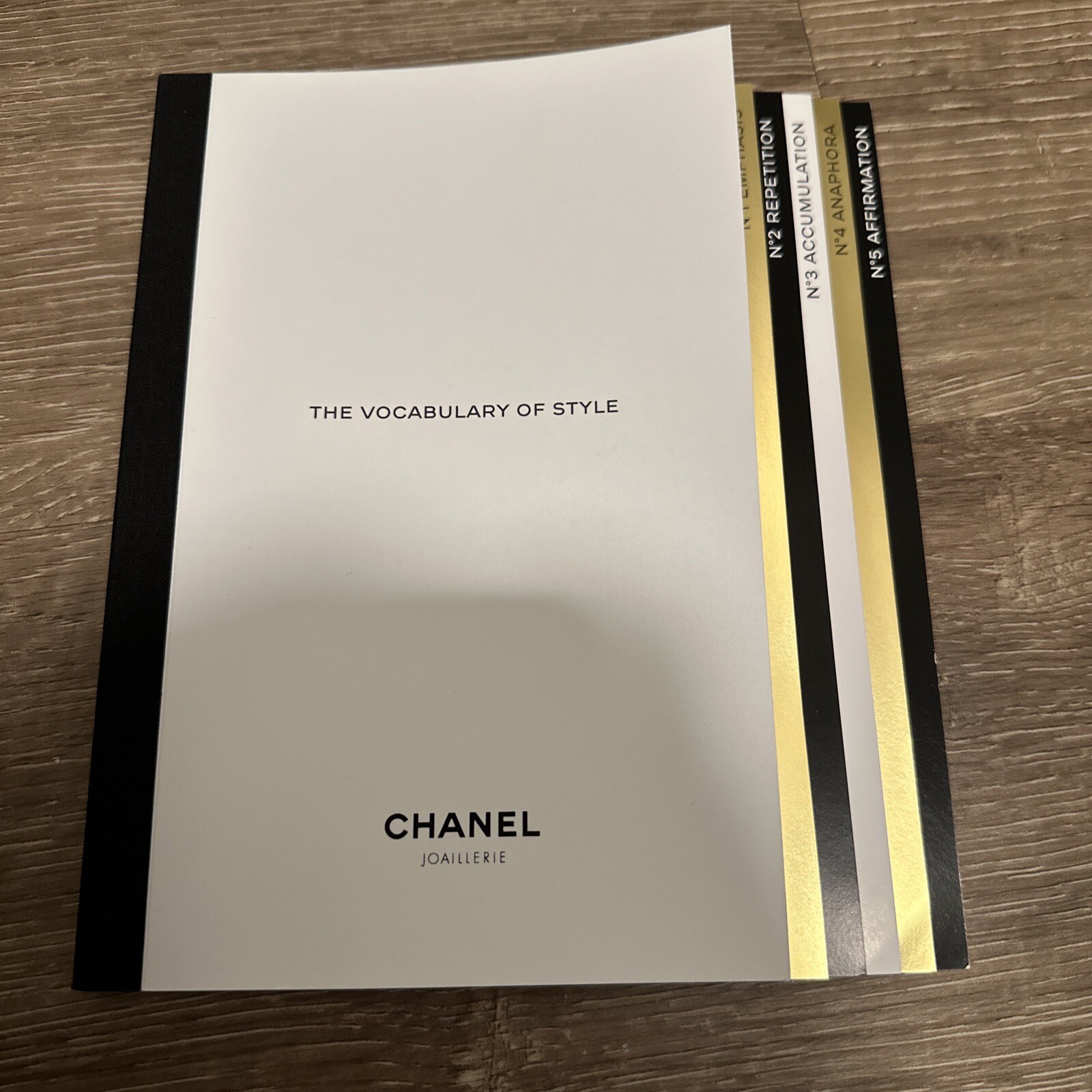CHANEL jewelry Book 6.8×7.8in