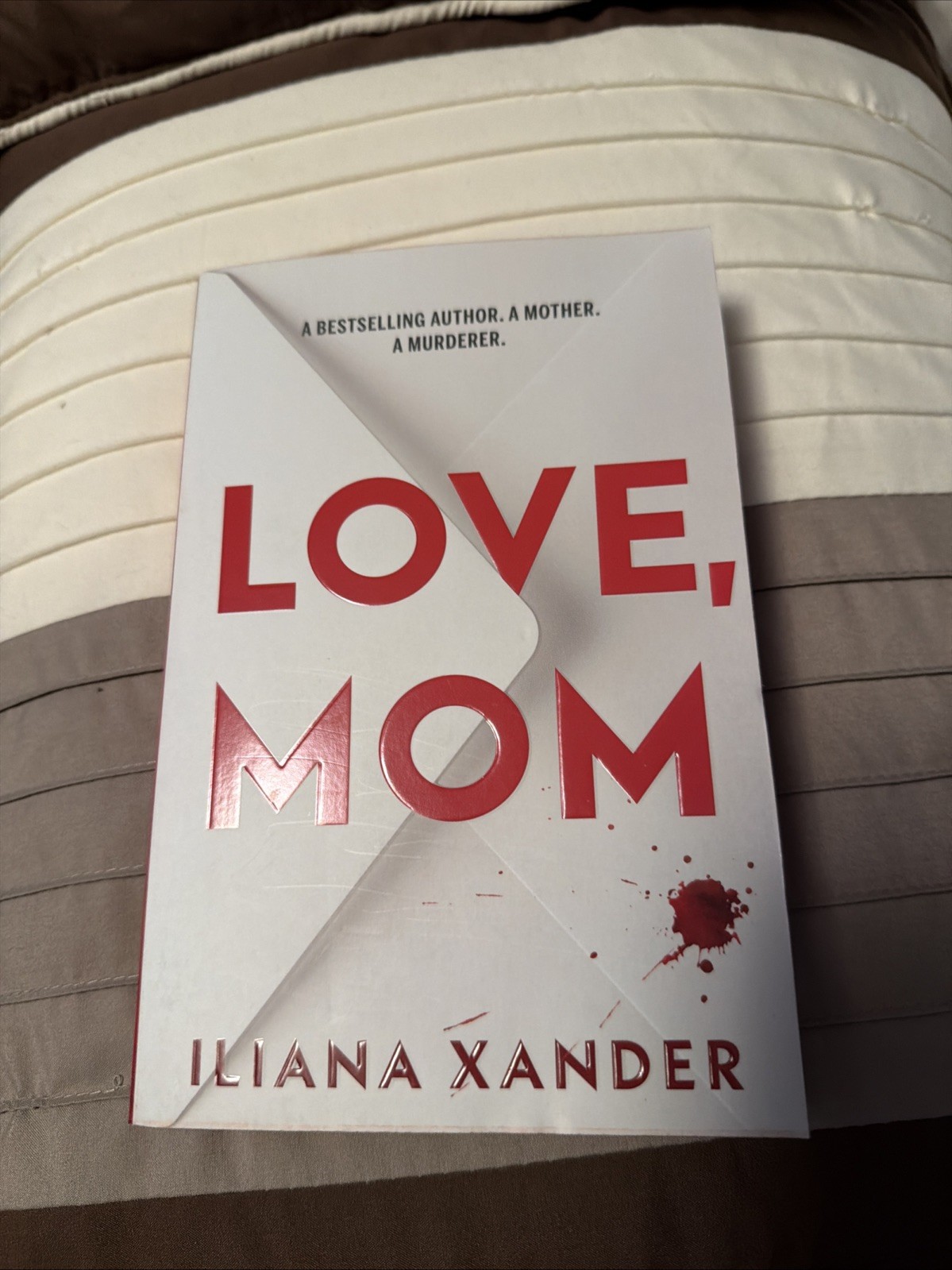 Love, Mom (Deluxe Edition) by Iliana Xander (2025, Trade Paperback)
