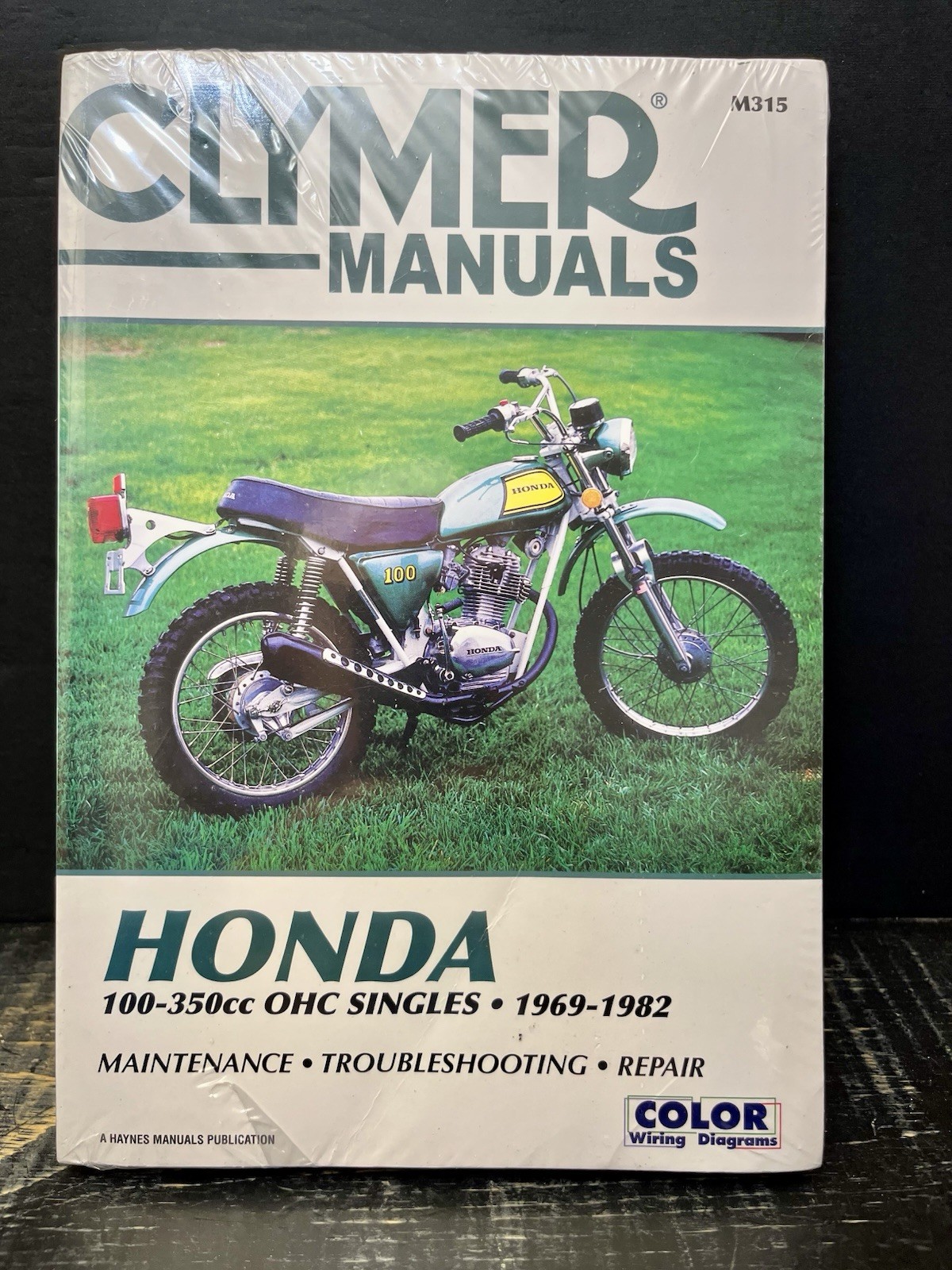 Honda OHC Sngls 100-350cc 69-82 by Penton Staff 2000 Sftcvr Brand New Q1