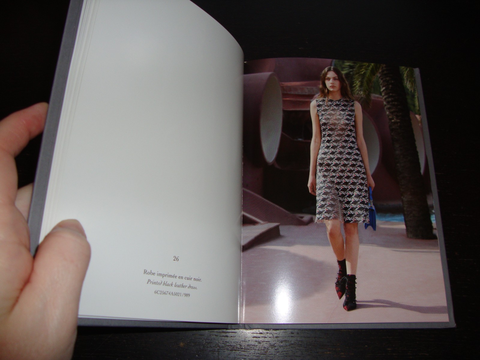 DIOR Womenswear Runway Show HARCOVER LOOKBOOK Cruise 2016 – 50 Pages