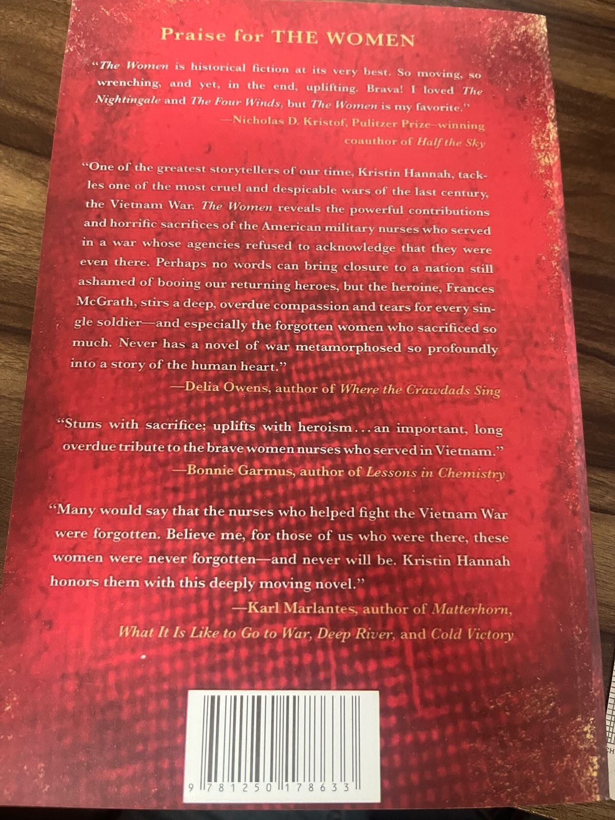 The Women : A Novel by Kristin Hannah, Paperback FREE SHIPPING