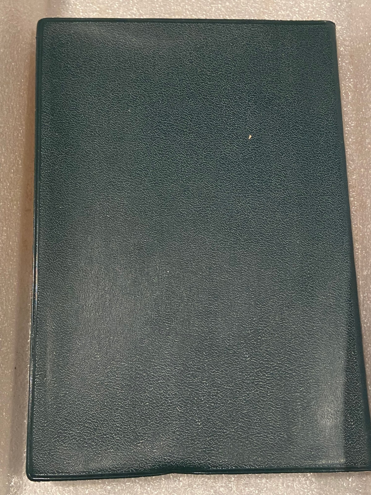 Vintage 6.5&Prime; Travel in Austria Book Vinyl Cover w/Fold Out Maps *Pre-Owned* BSDS