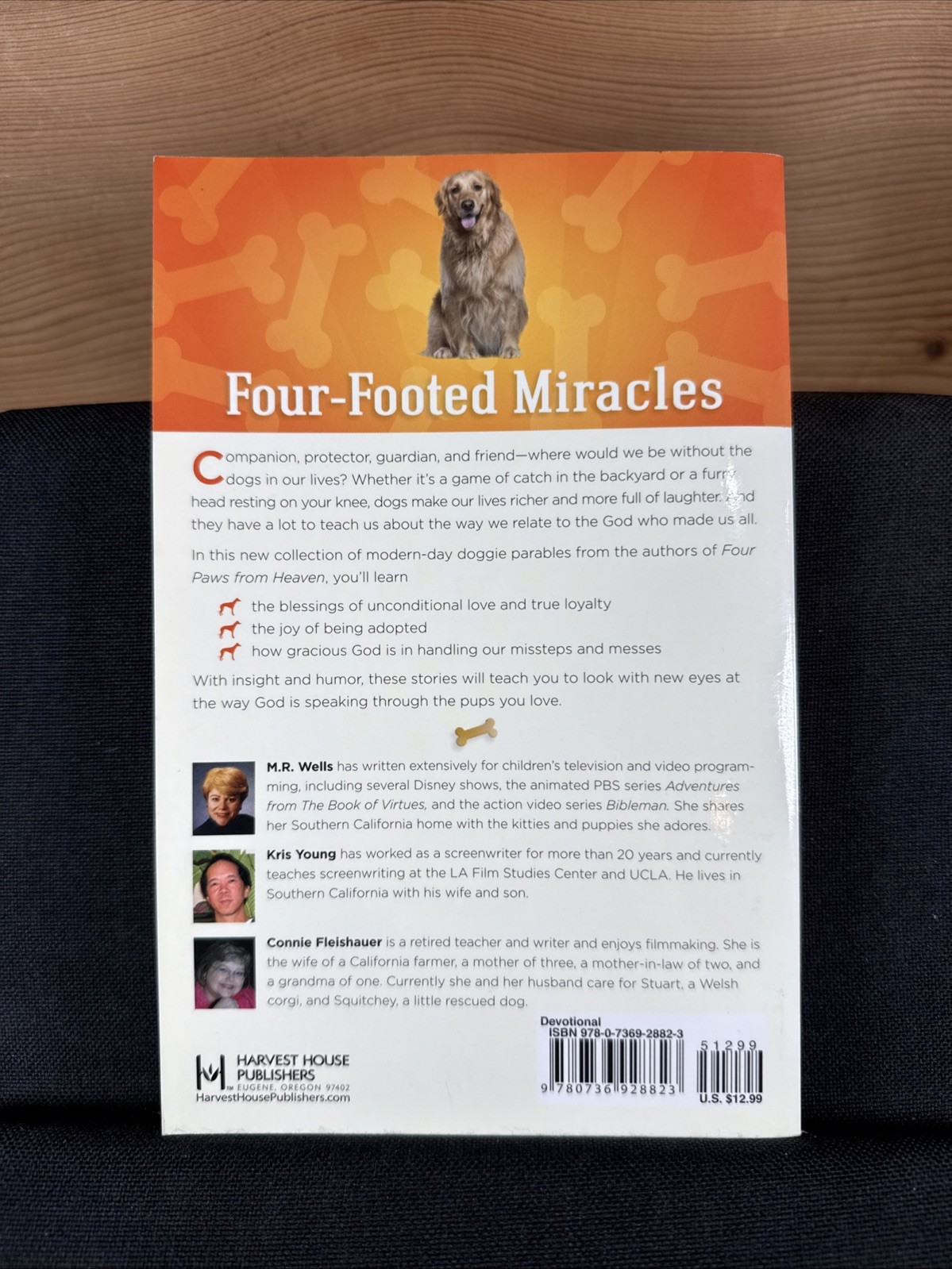Great Dog Stories by Kris Young, Connie Fleishauer & M. R. Wells 2012 (Trade PB)