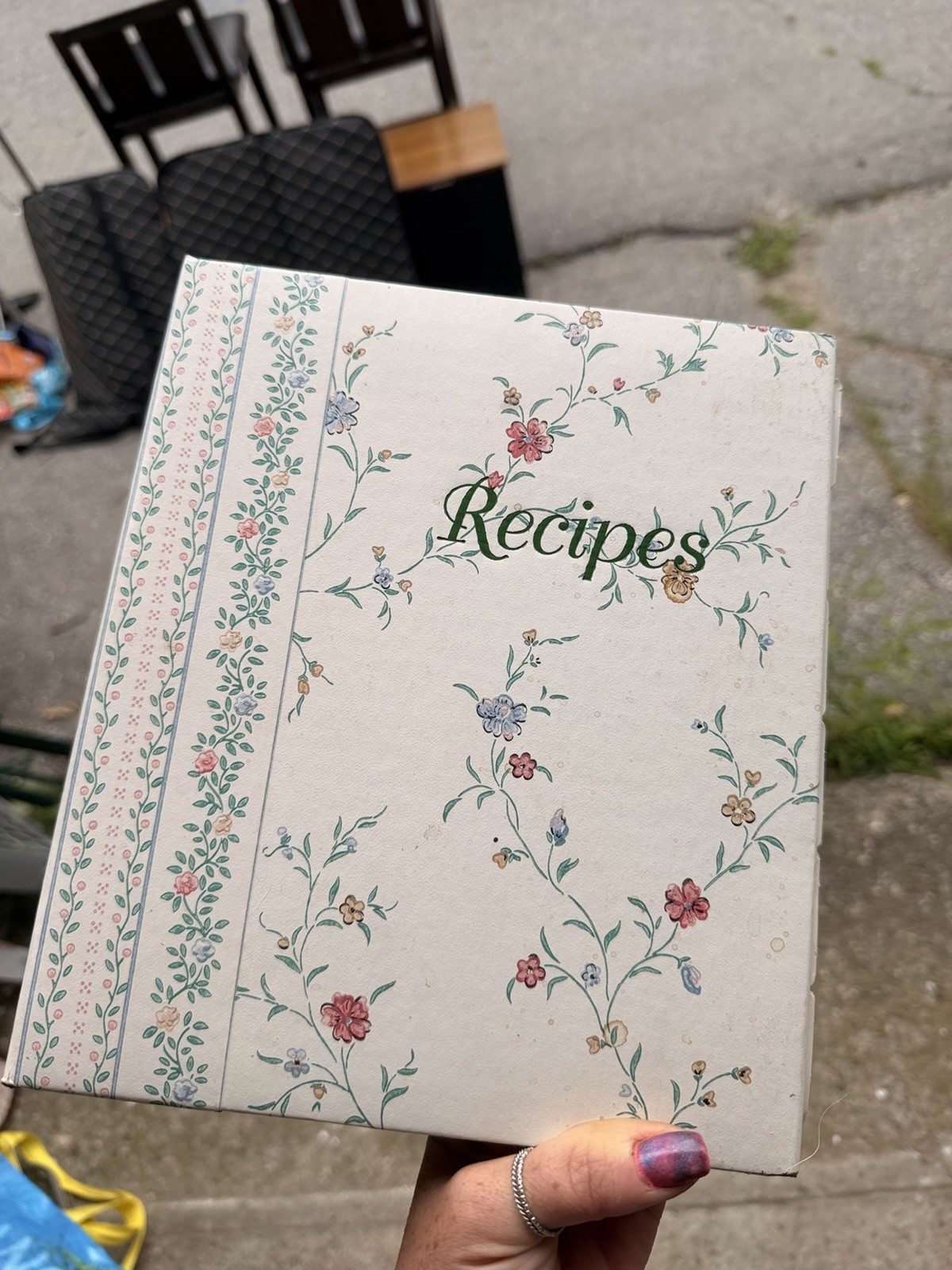 Recipes Ring/Wire Bound Recipe Book Organizer – English Cookbook for Adults