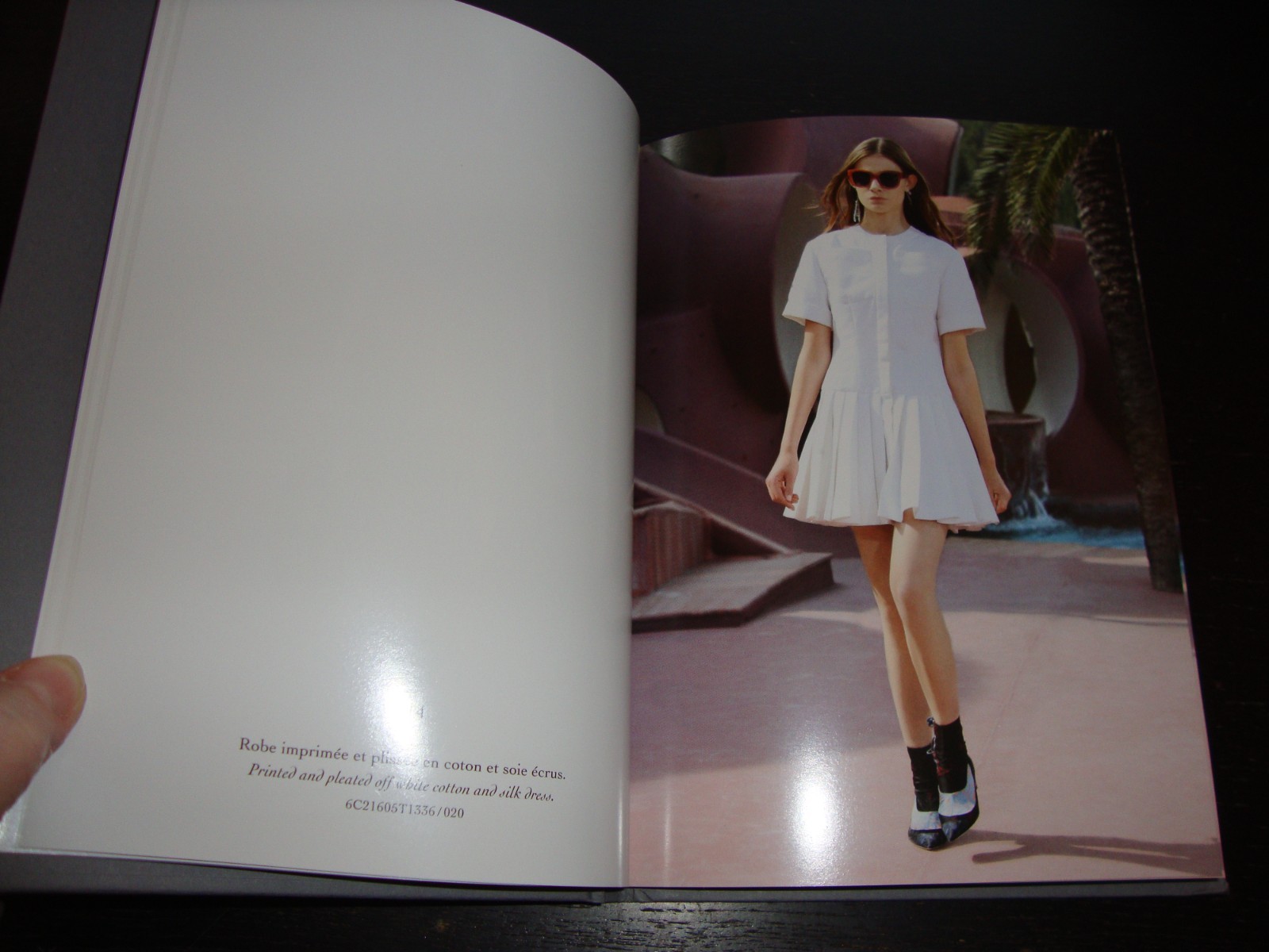 DIOR Womenswear Runway Show HARCOVER LOOKBOOK Cruise 2016 – 50 Pages