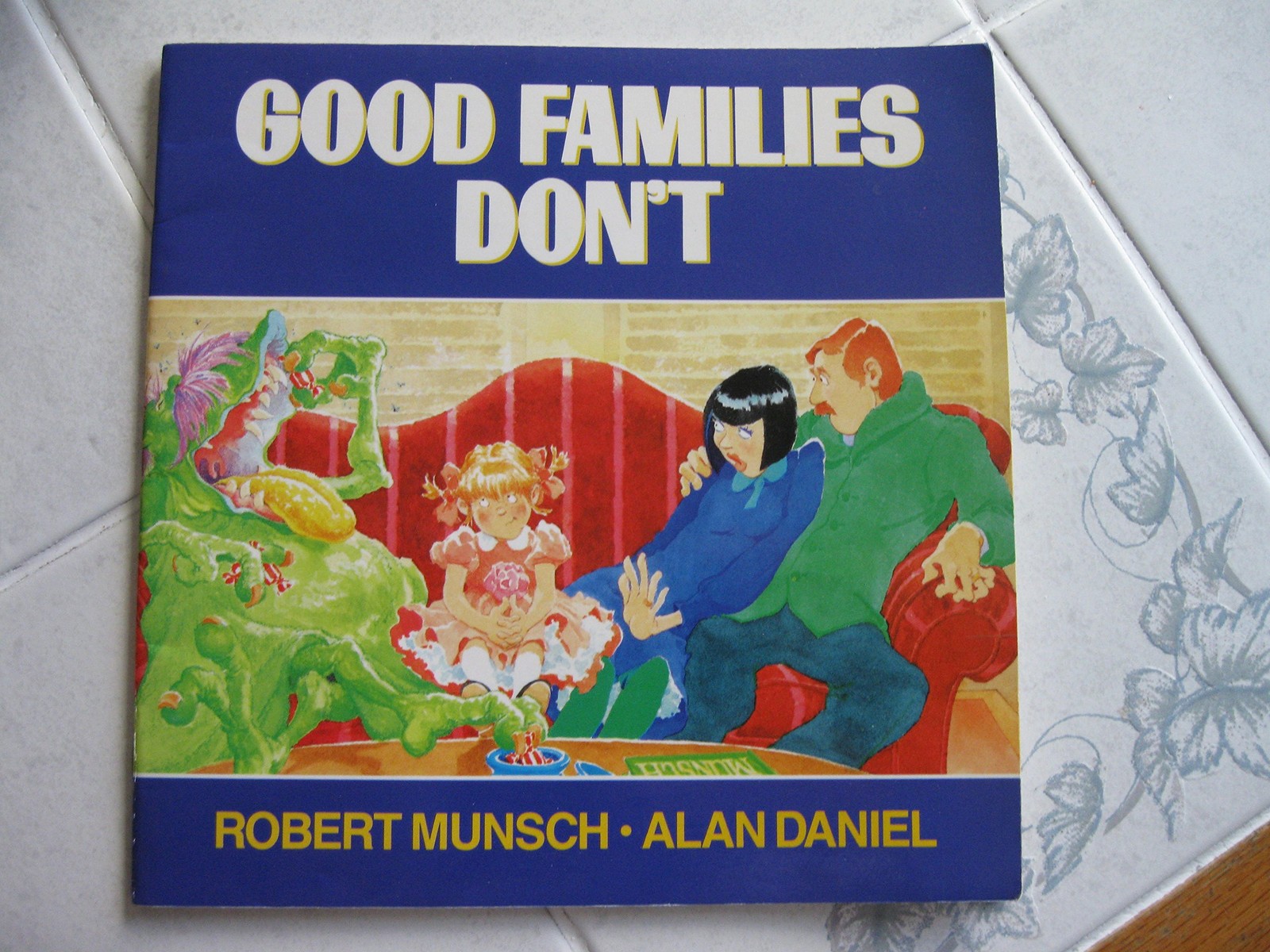 Good Families Don&rsquo;t