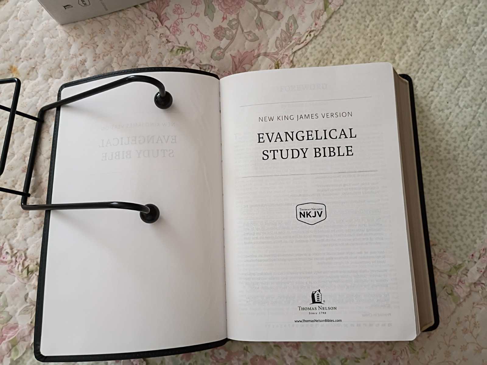 New King James Version Evangelical Study Bible Black Bonded Leather
