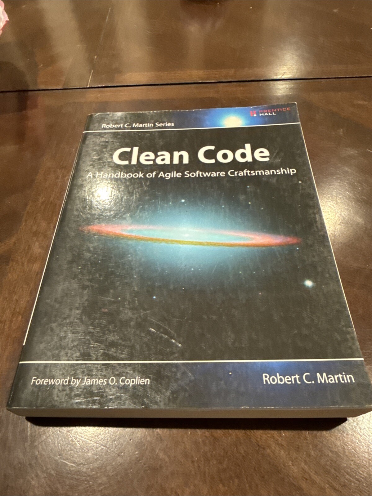 Clean Code : A Handbook of Agile Software Craftmanship – Robert C. Martin