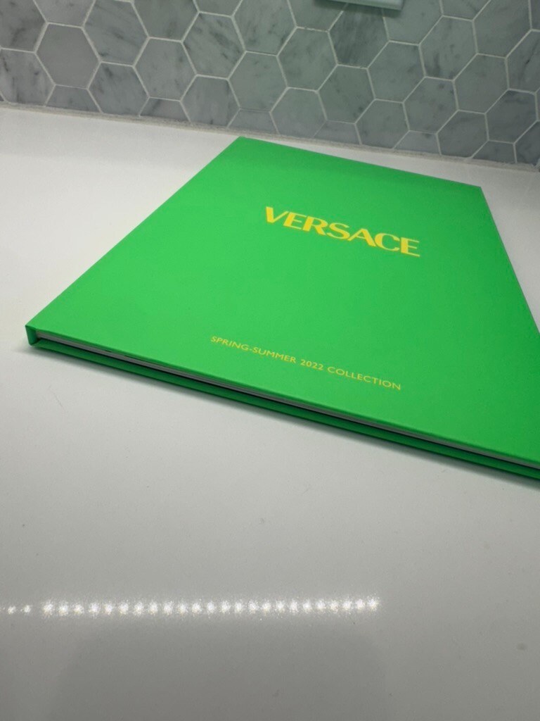 Versace SPRING-SUMMER 2022 COLLECTION Catalog Look Book Womens Men Runway Coffee