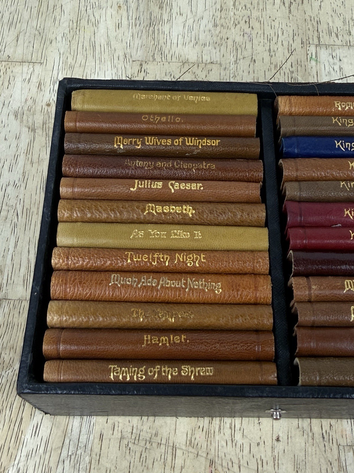 Antique William Shakespeare 24 Mini Books Knickerbocker Complete Set w/ Box