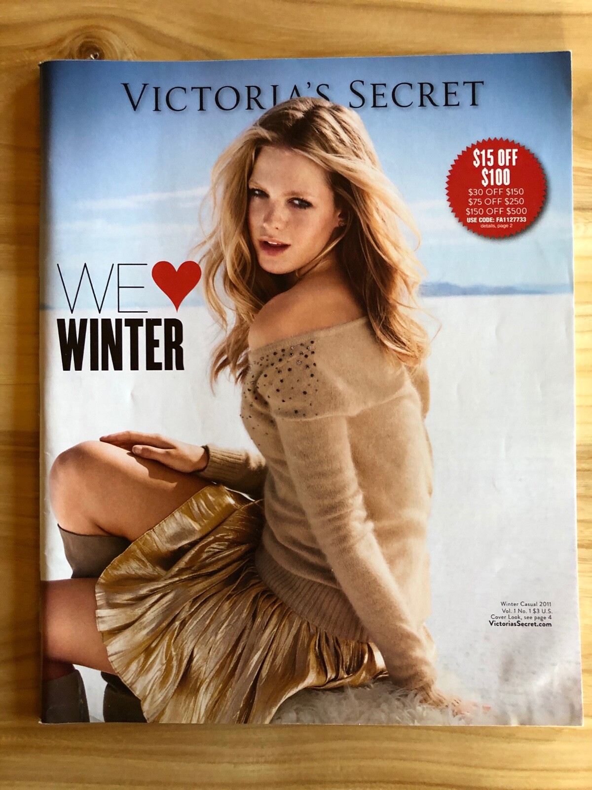 Victoria&rsquo;s Secret Catalog Winter Casual 2011 Vol. 1 Ni. 1 102 Pages