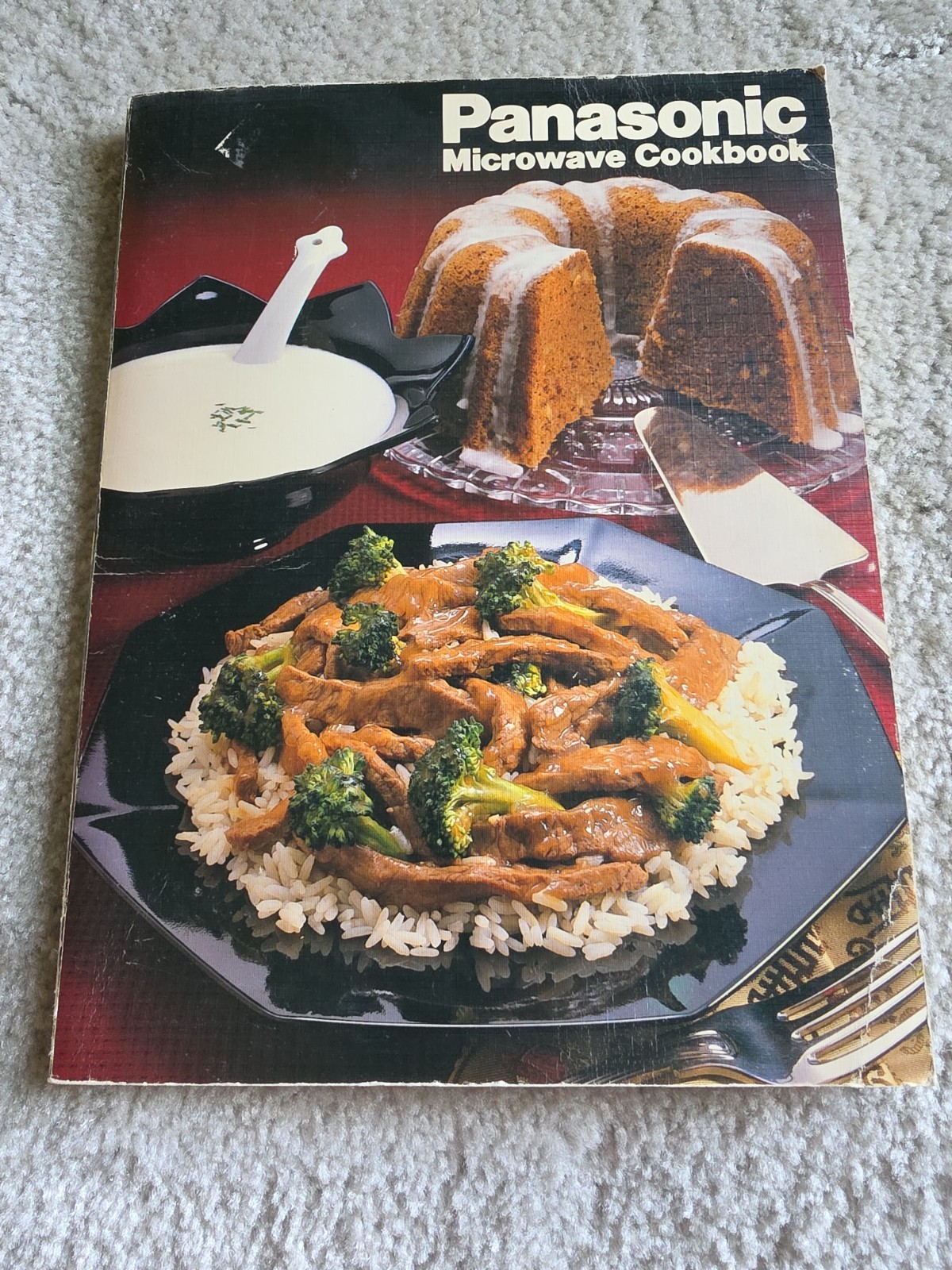 Panasonic Microwave Cookbook Paperback 112 Pages CR 1983