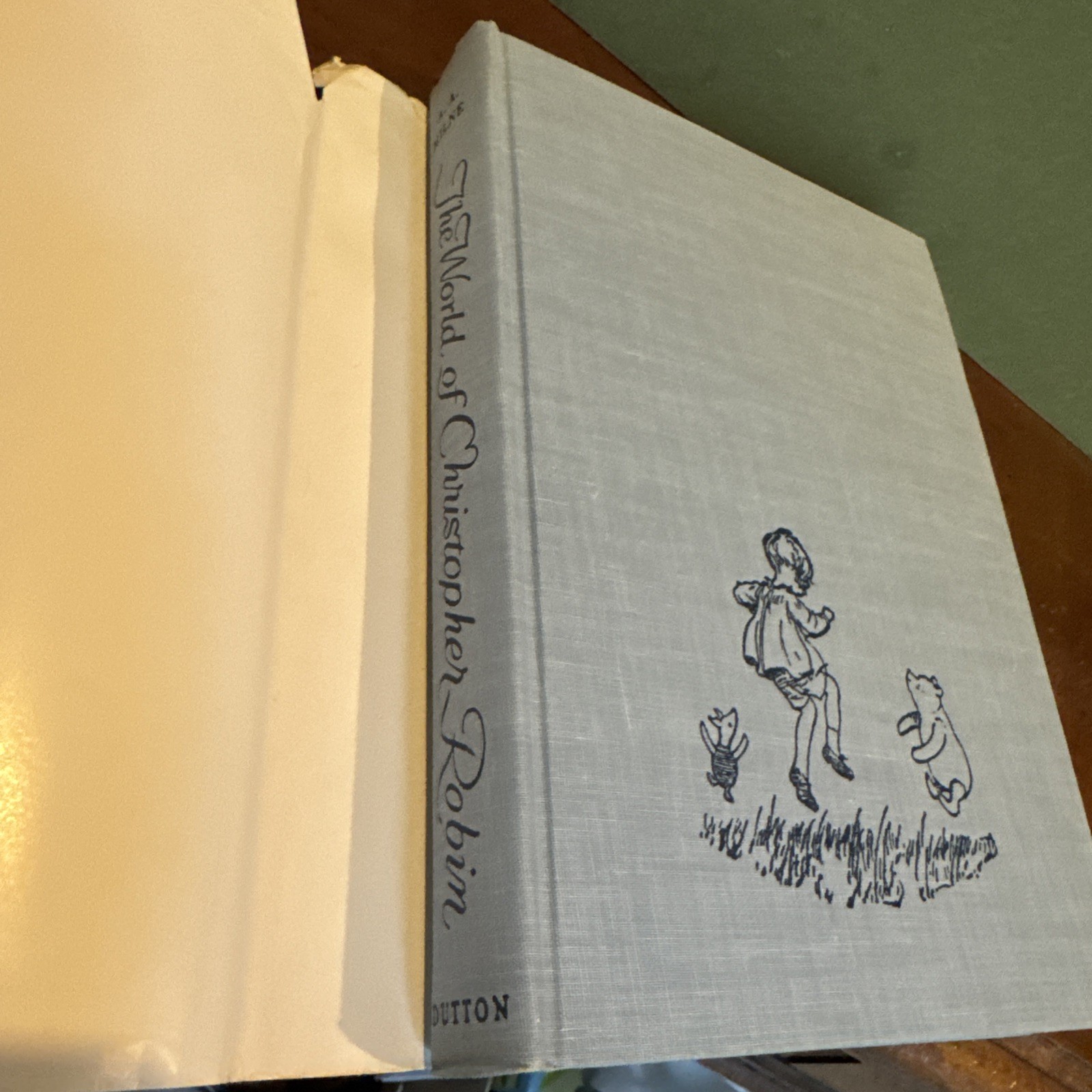 Set Of Two A.A. Milne Books – The World Of Christopher Robin World Of Pooh Boxed