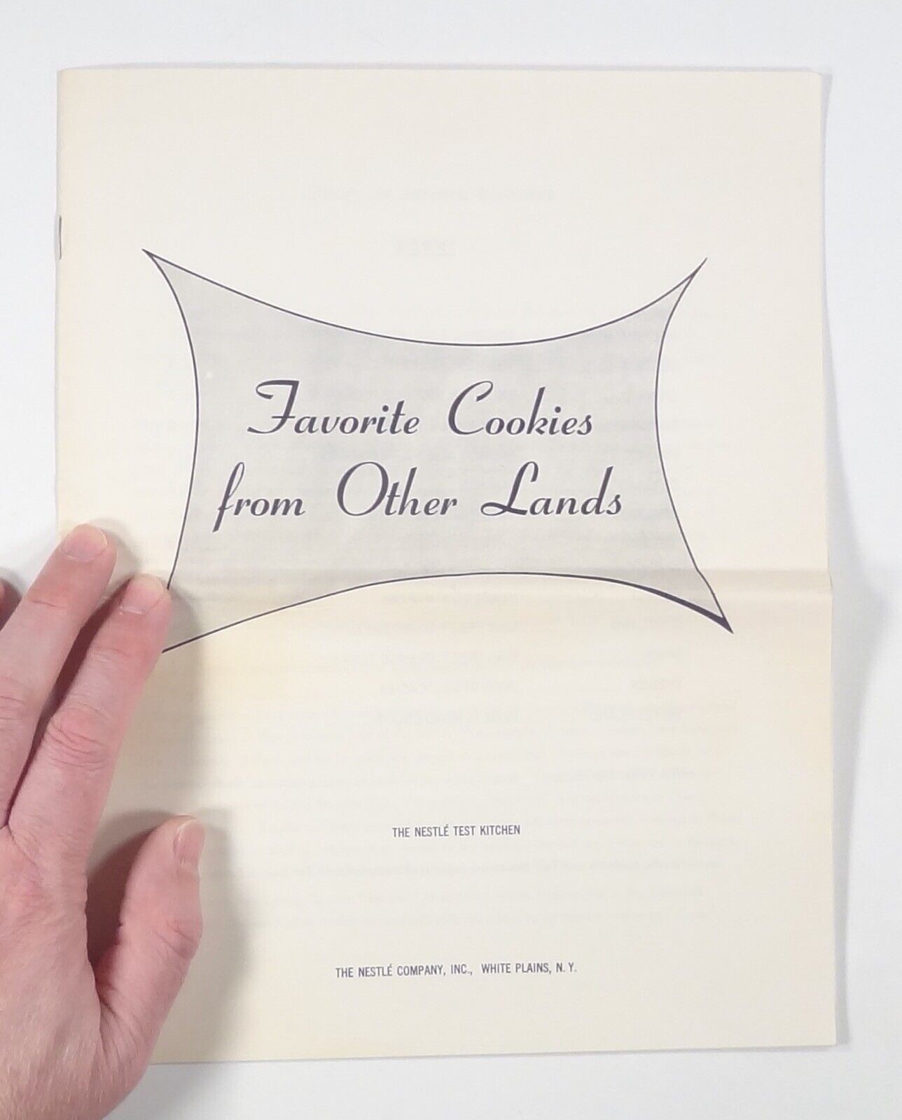 Nestle FAVORITE COOKIES FROM OTHER LANDS mid-century manufacturer cookbook