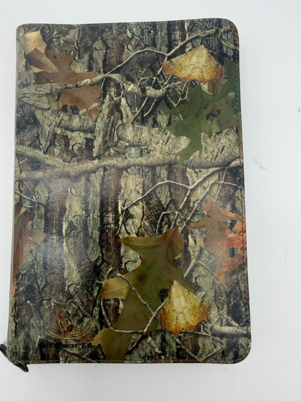 Hcsb Sportsman&rsquo;s Bibles, Camoflauge Bonded Leather Zip Close
