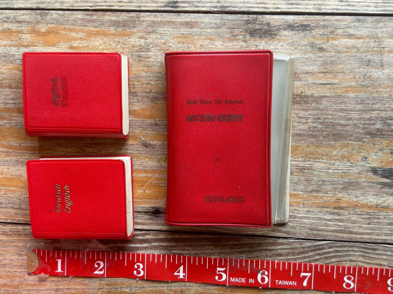 Vintage 1958 Mini Books ~ 2 In. Tall English/ German Translation Junkers