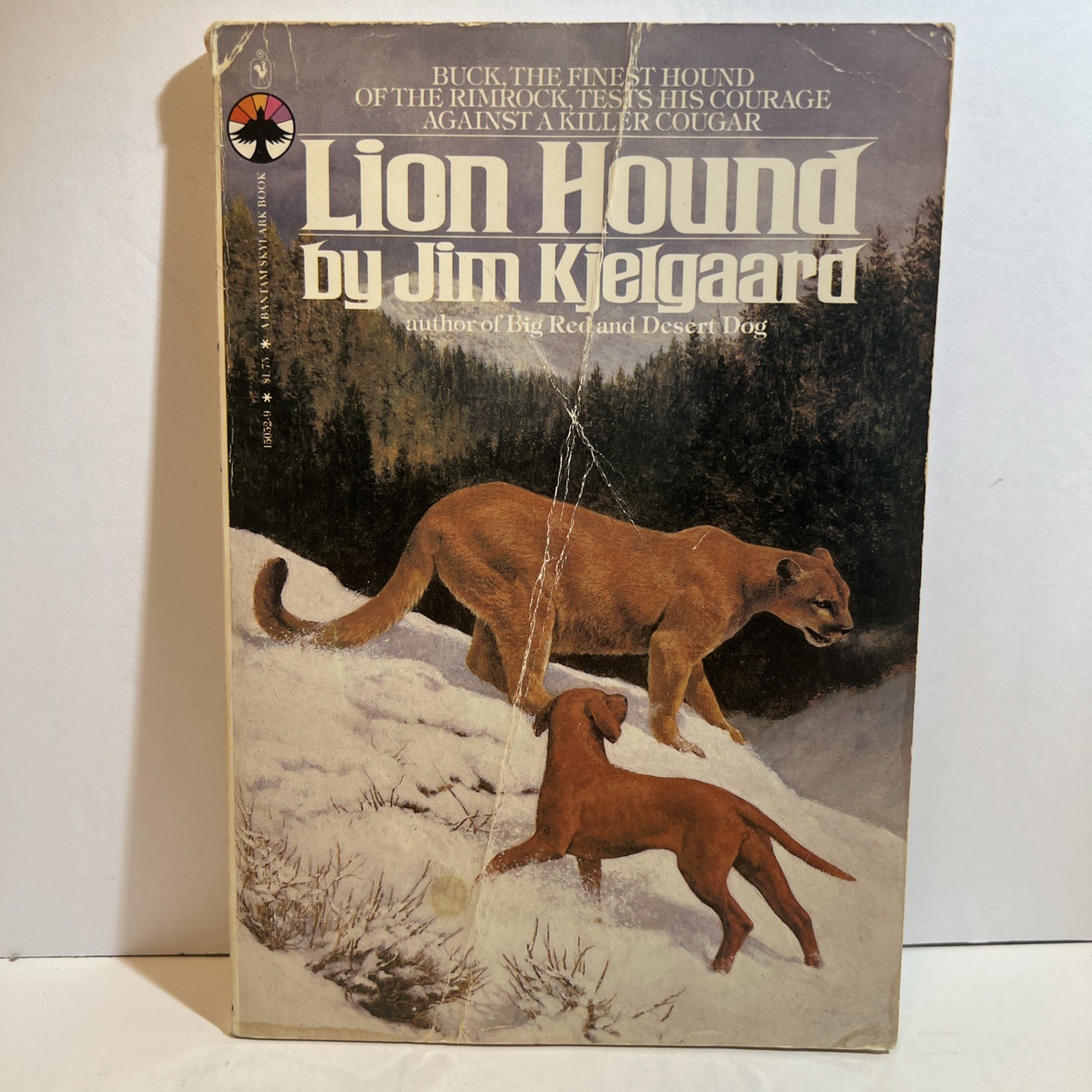 Lion Hound (1980 Softcover 5 1/4 x 7 1/2 inches, 131 pages. Bantam Skylark…