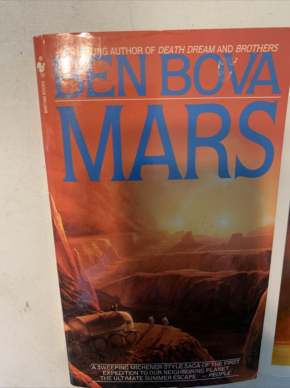 Lot Of 2 Mars (1992) And Mars Life (2008) Paperback Book by Ben Bova Great Shape
