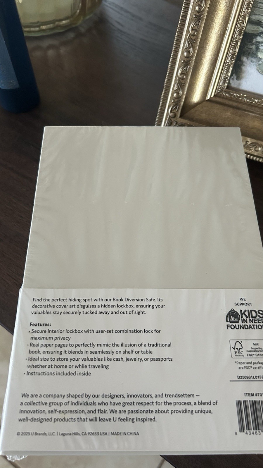 Secure Combination Lock Decoy Book Safe « storage » English 8.7in Brand New.