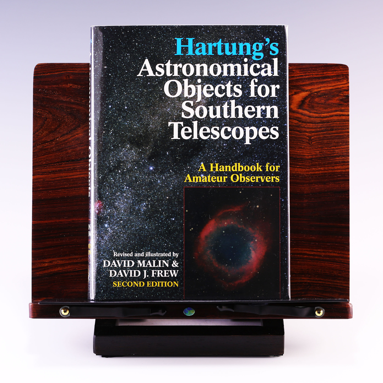 Hartung&rsquo;s Astronomical Objects for 2nd Ed by David Malin & David J. Frew; VG-/VG
